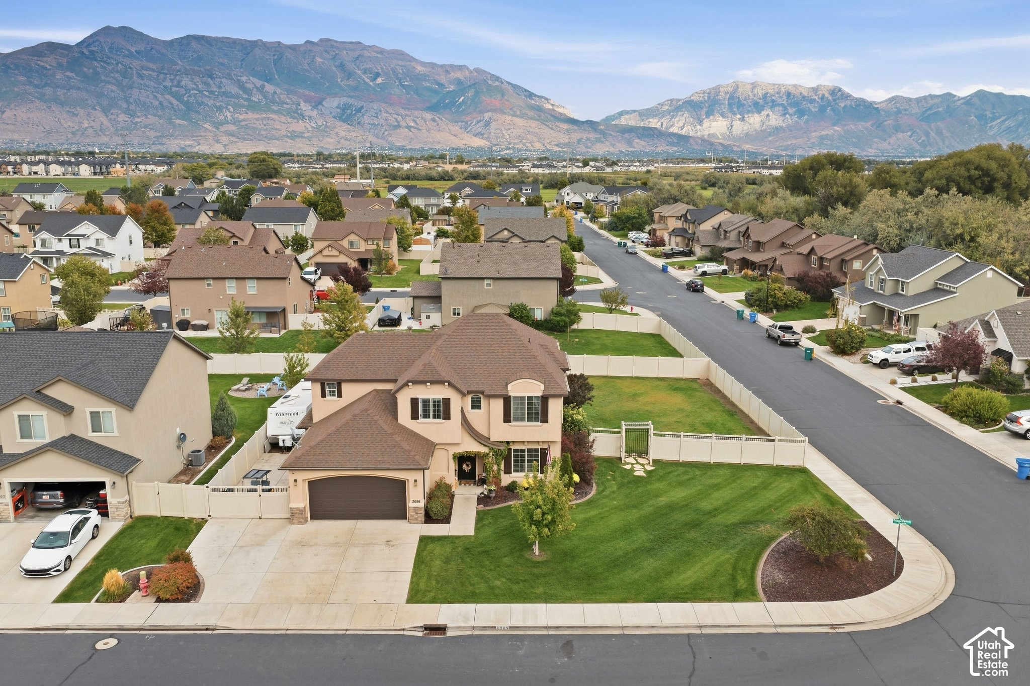main property photo 33