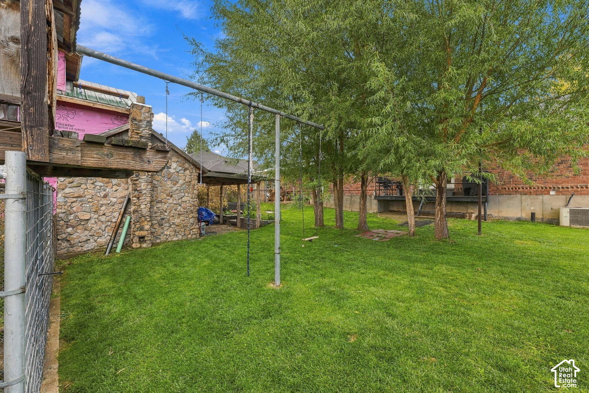 main property photo 29
