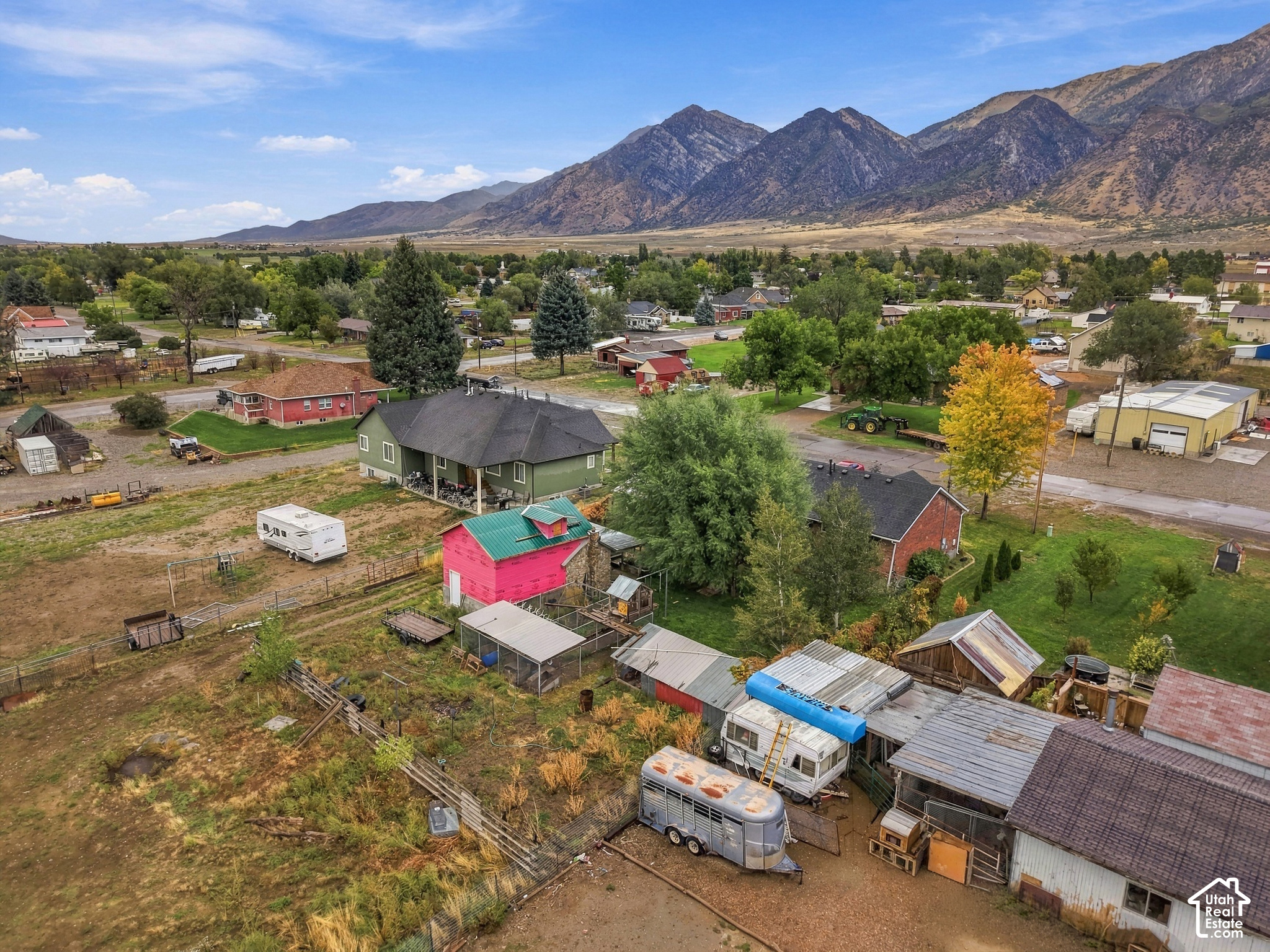 main property photo 38