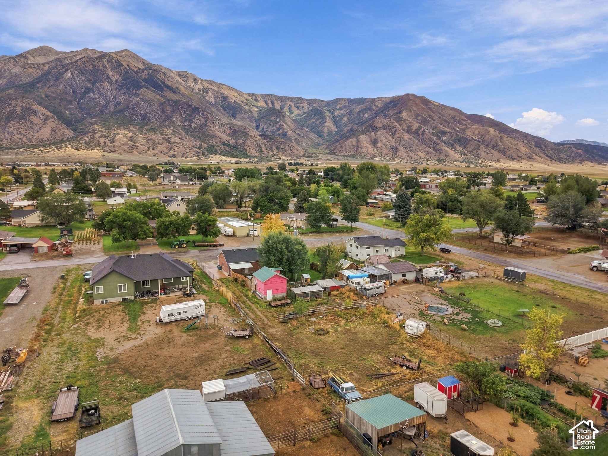 main property photo 40