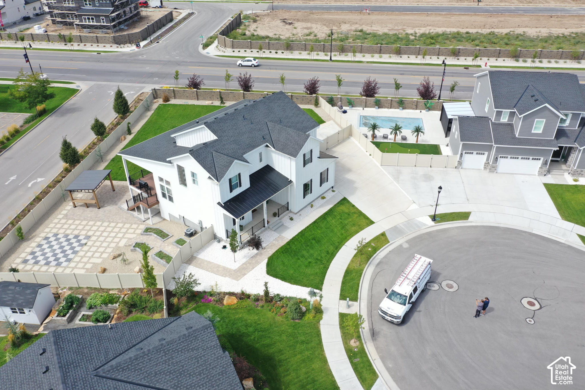 main property photo 73