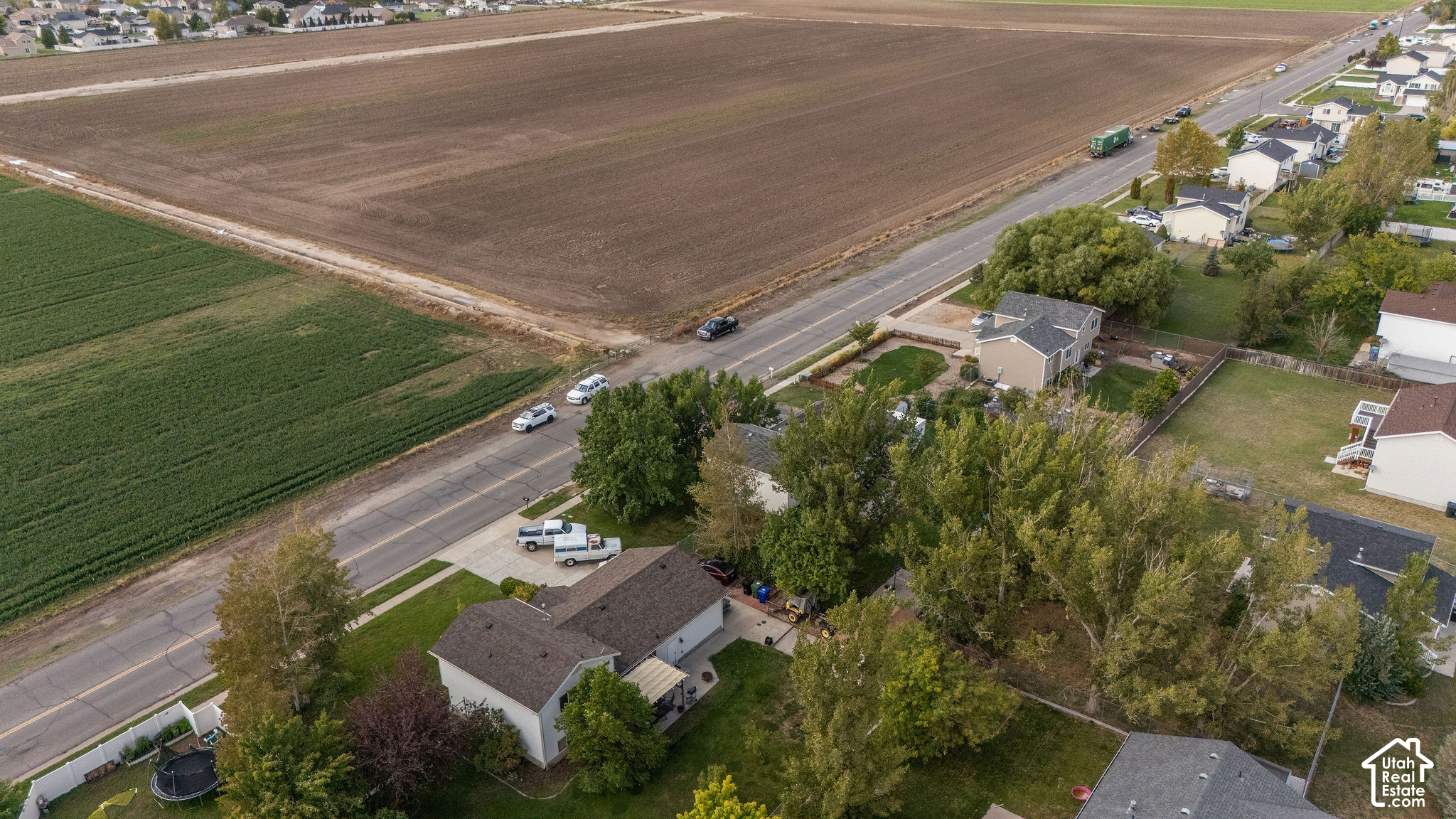 main property photo 36