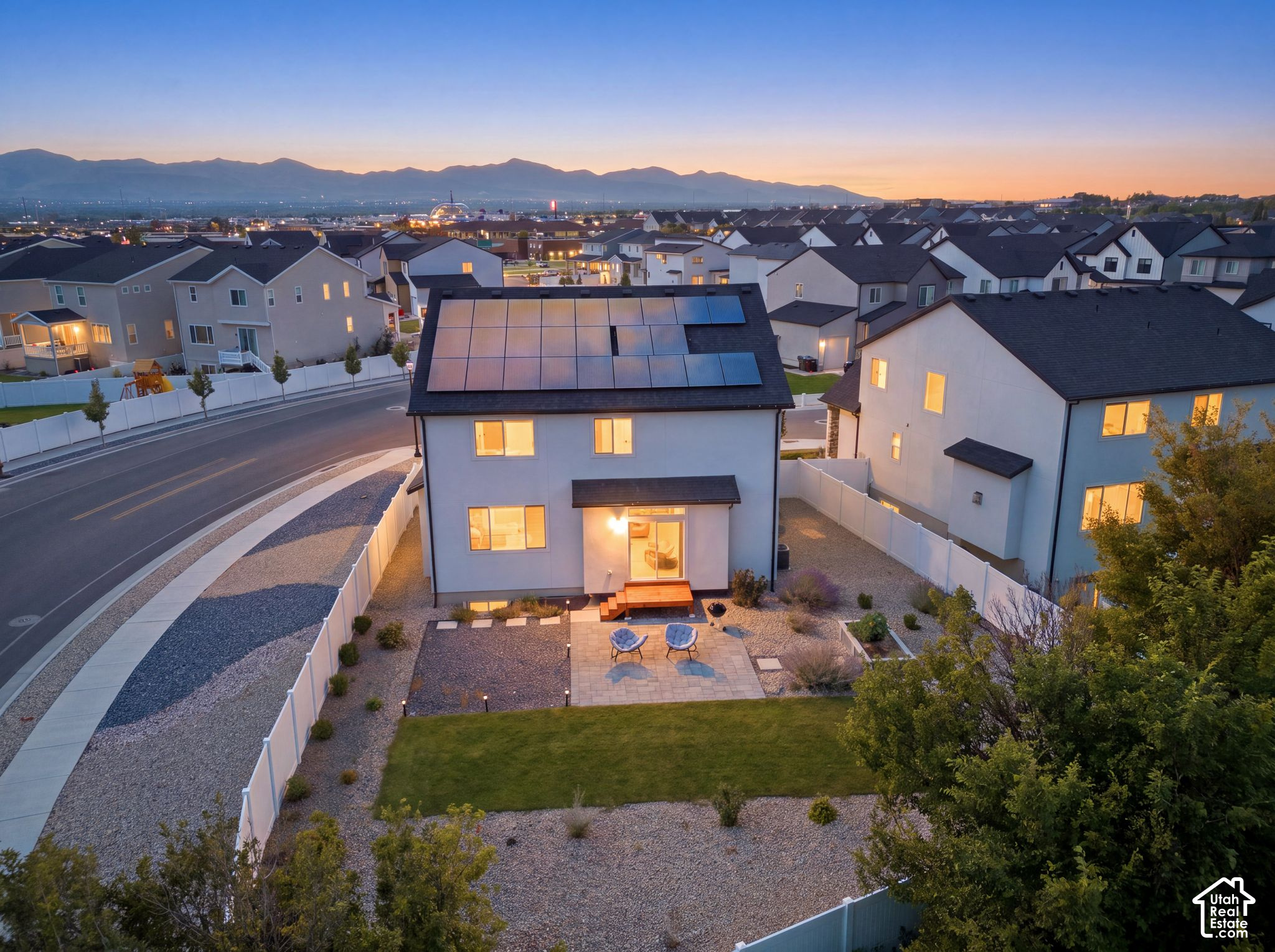 main property photo 50