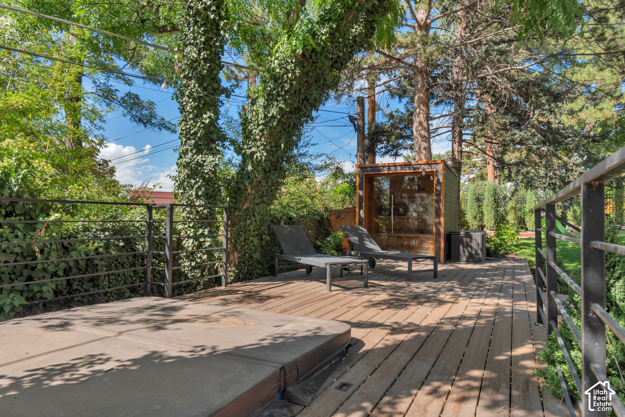 main property photo 8