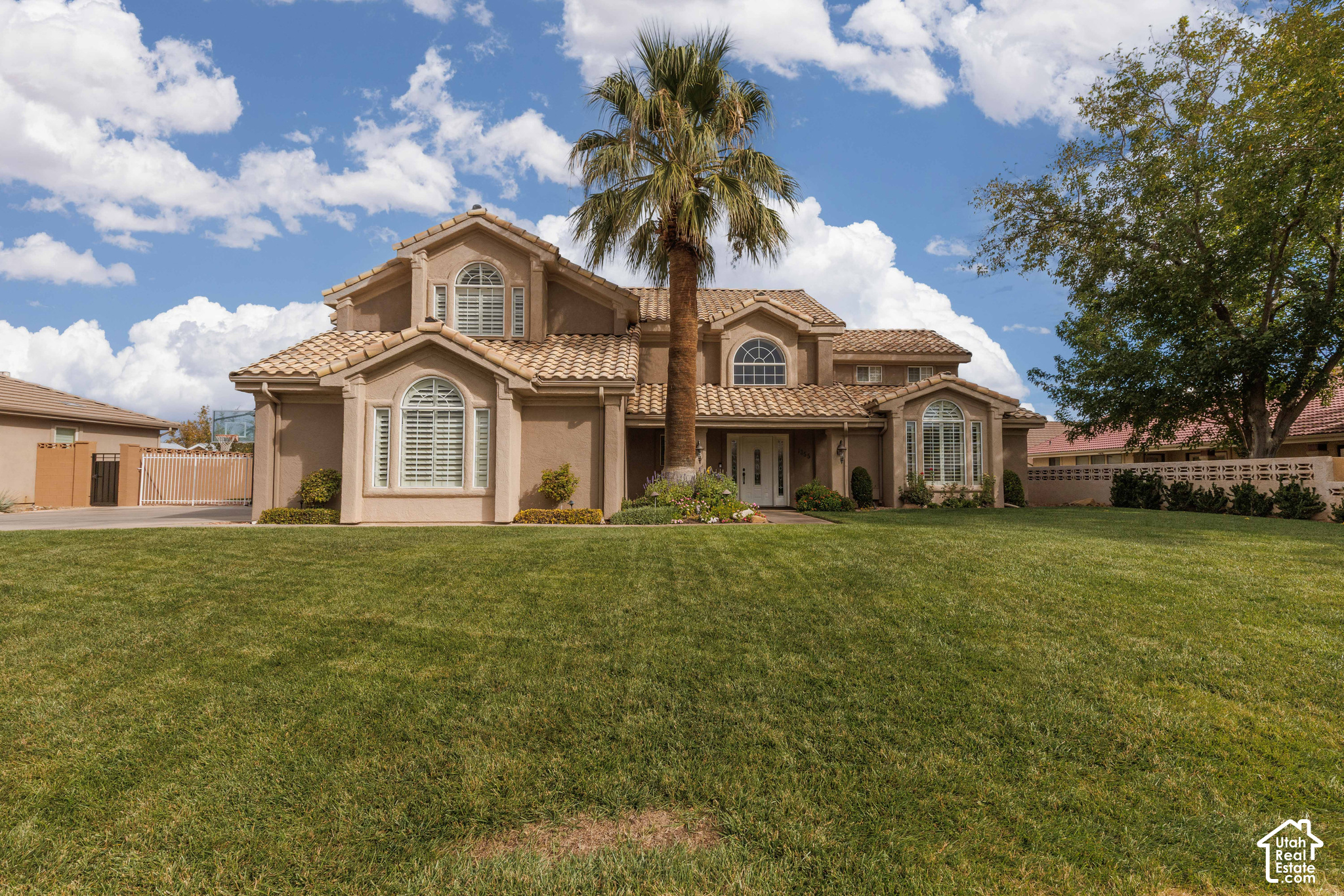 main property photo 4