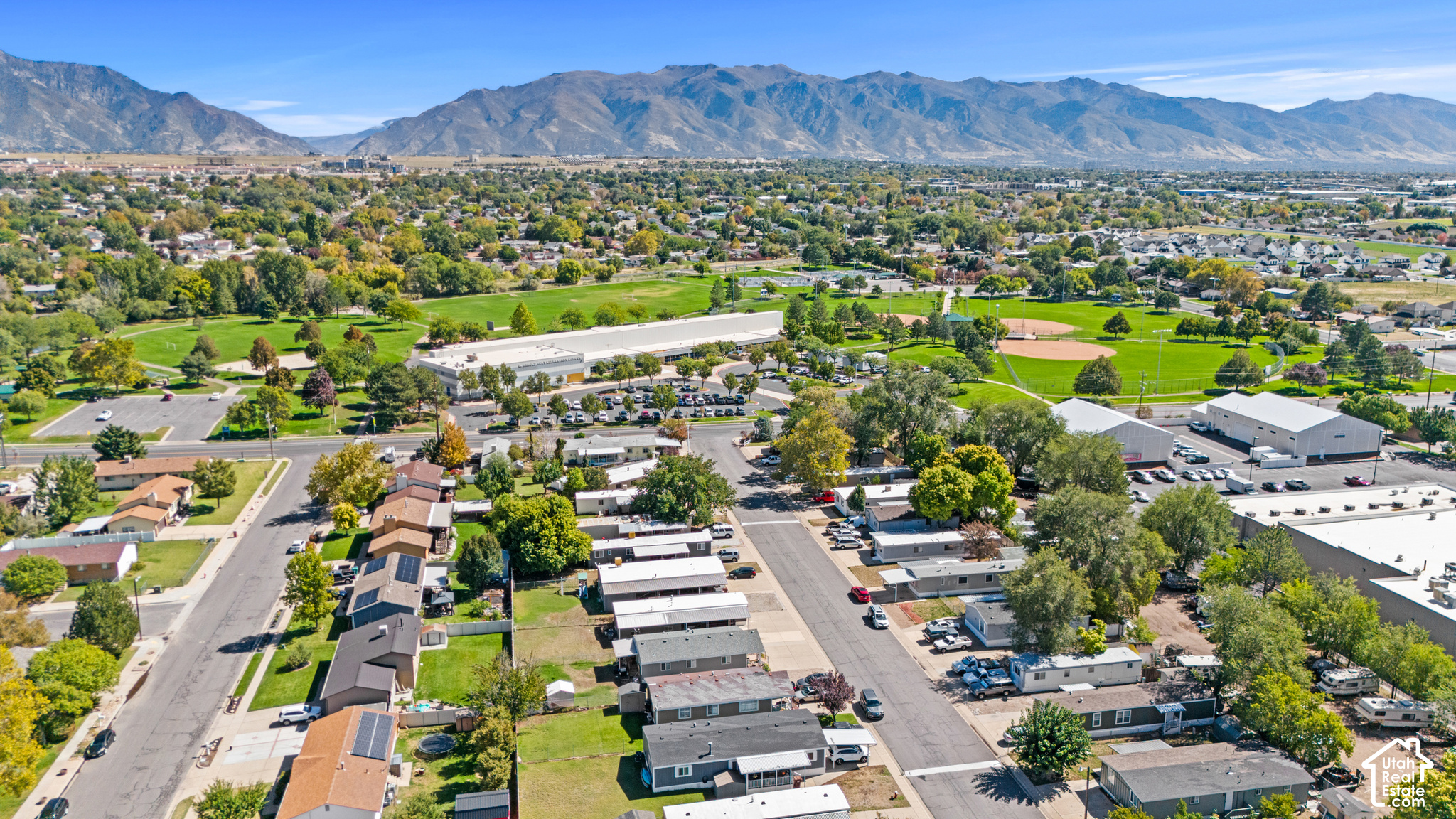main property photo 25