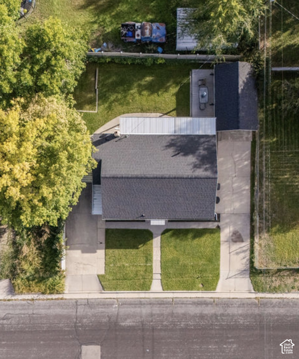 main property photo 19