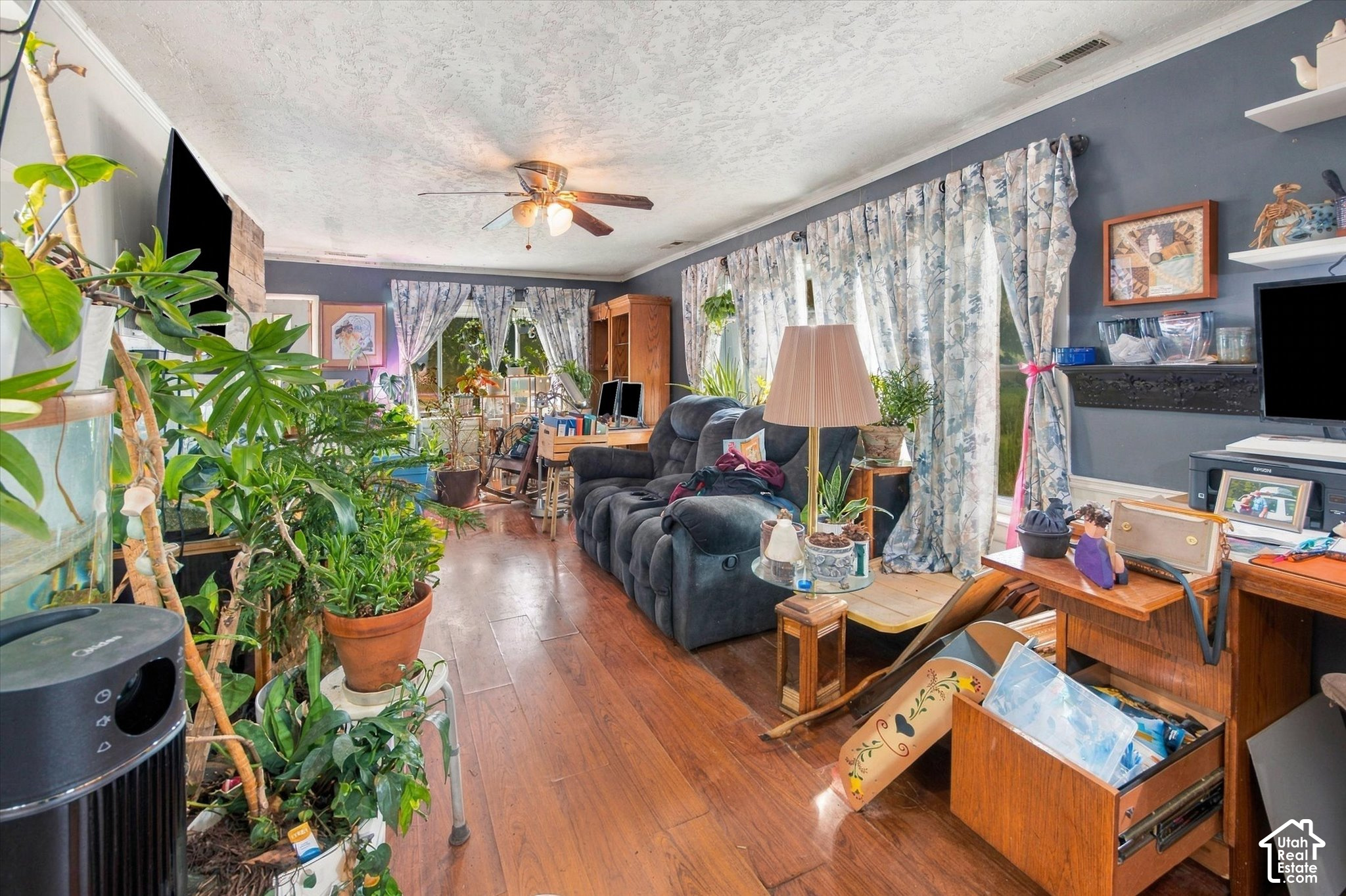 property viewer photo 4