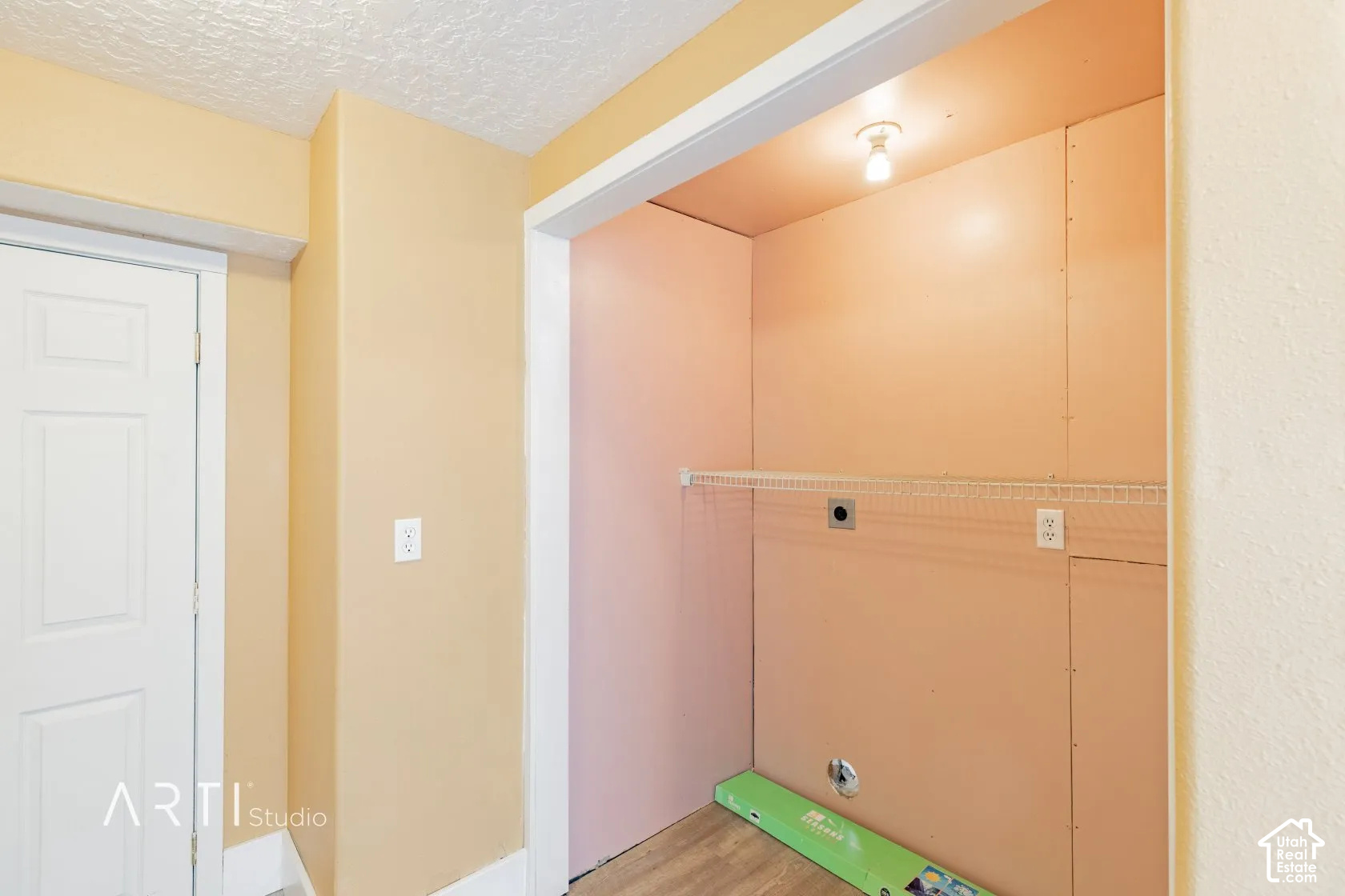 main property photo 6