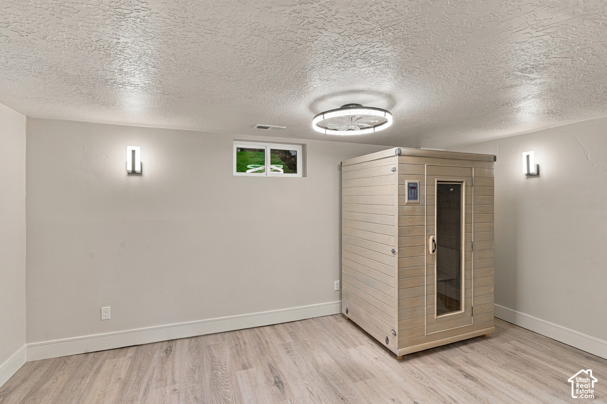 main property photo 75