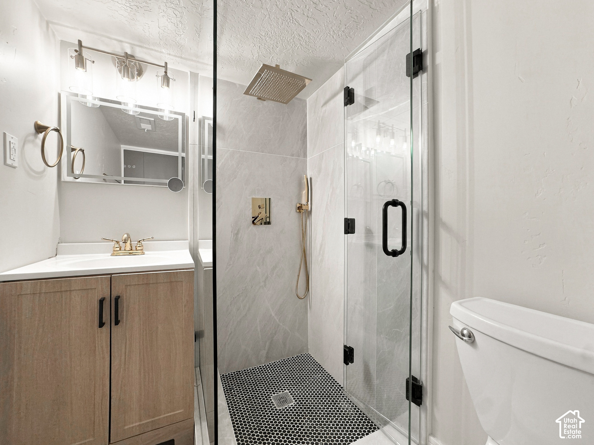 main property photo 76
