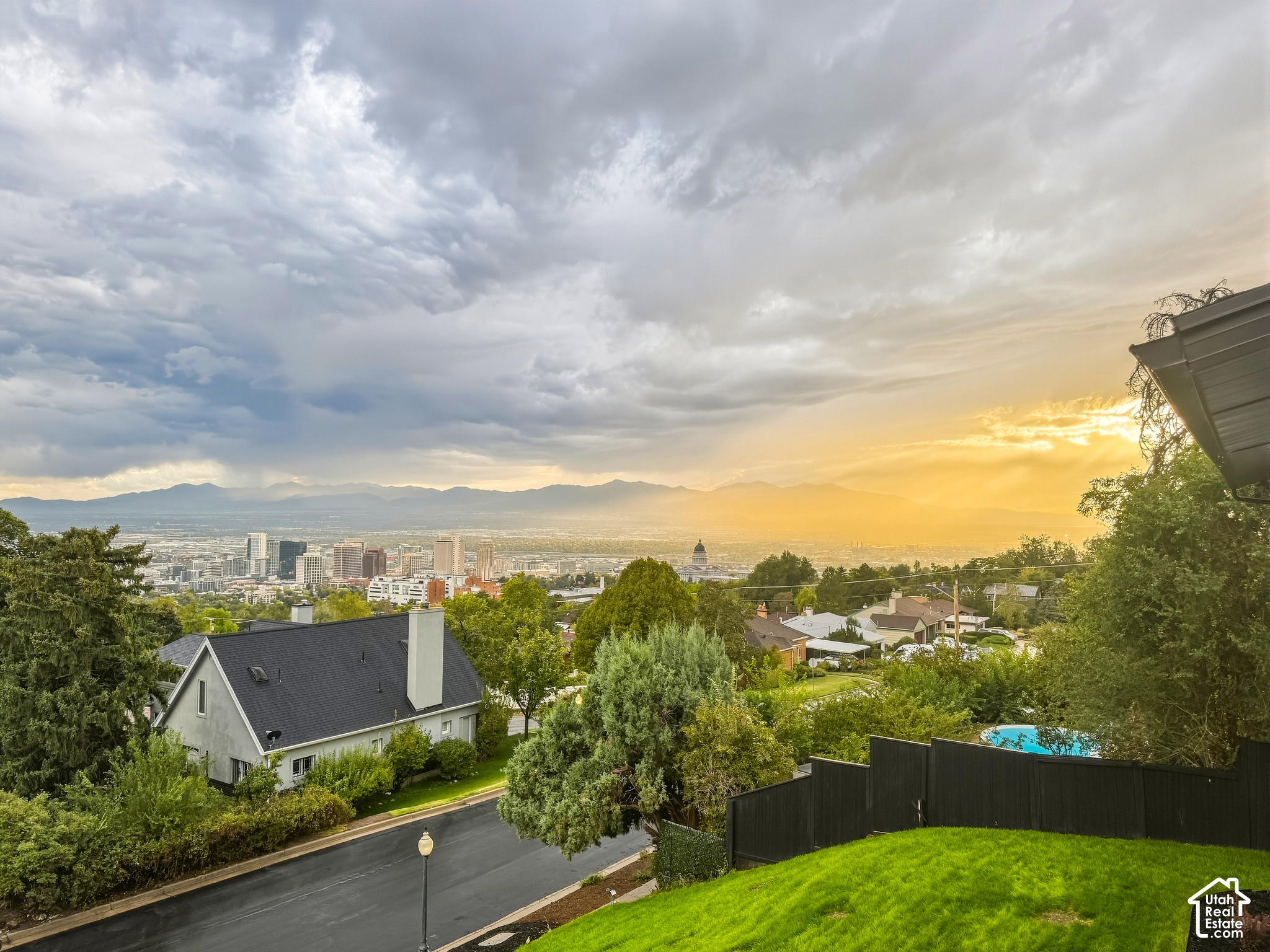 main property photo 79