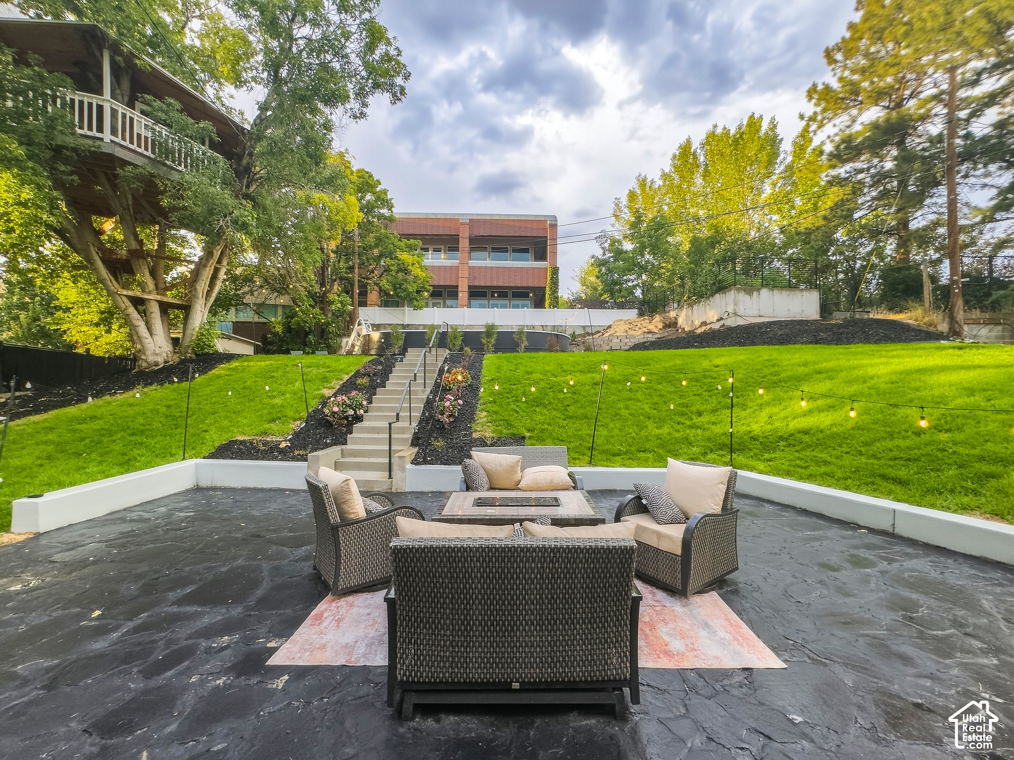 main property photo 81