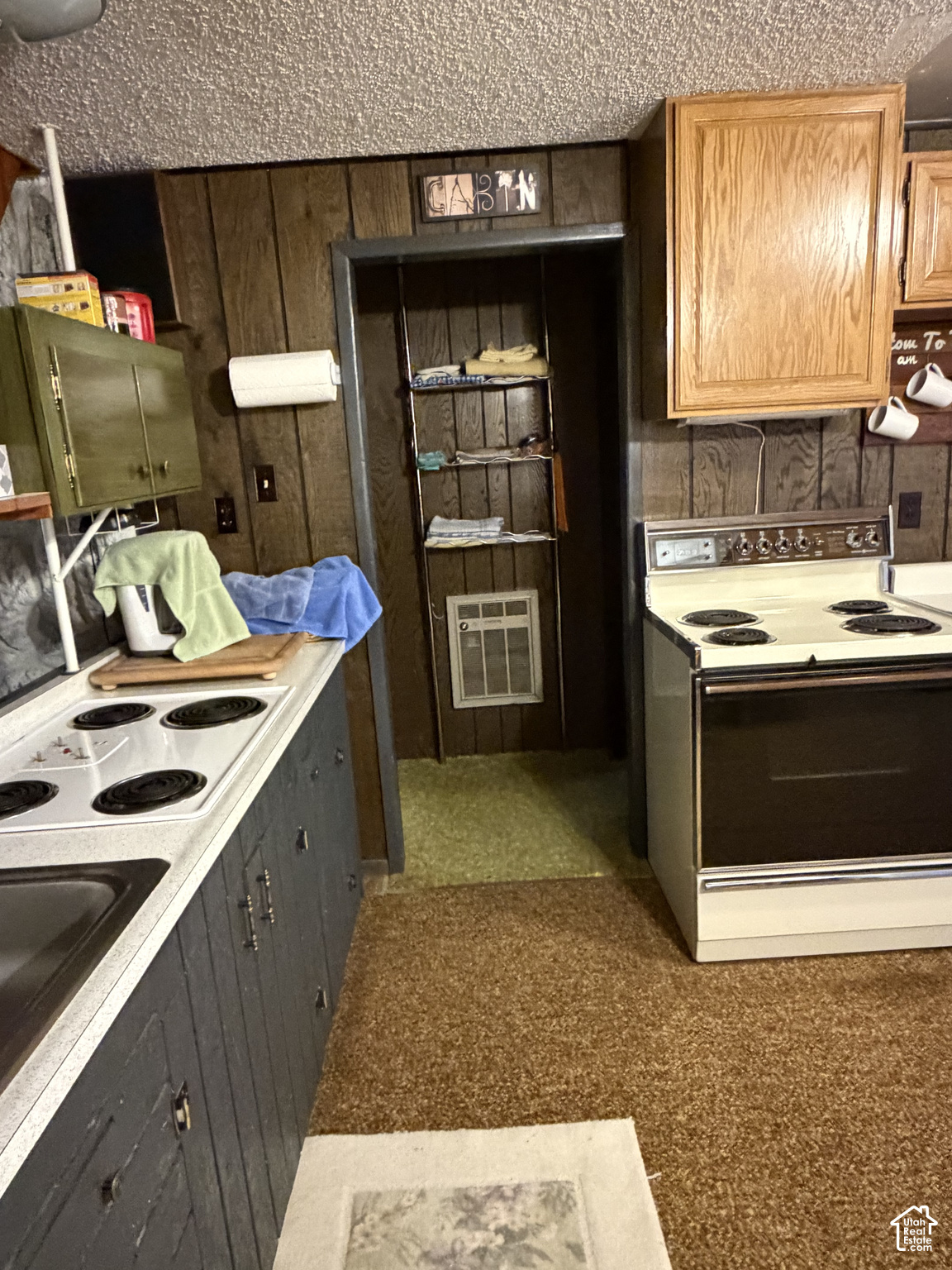 main property photo 79