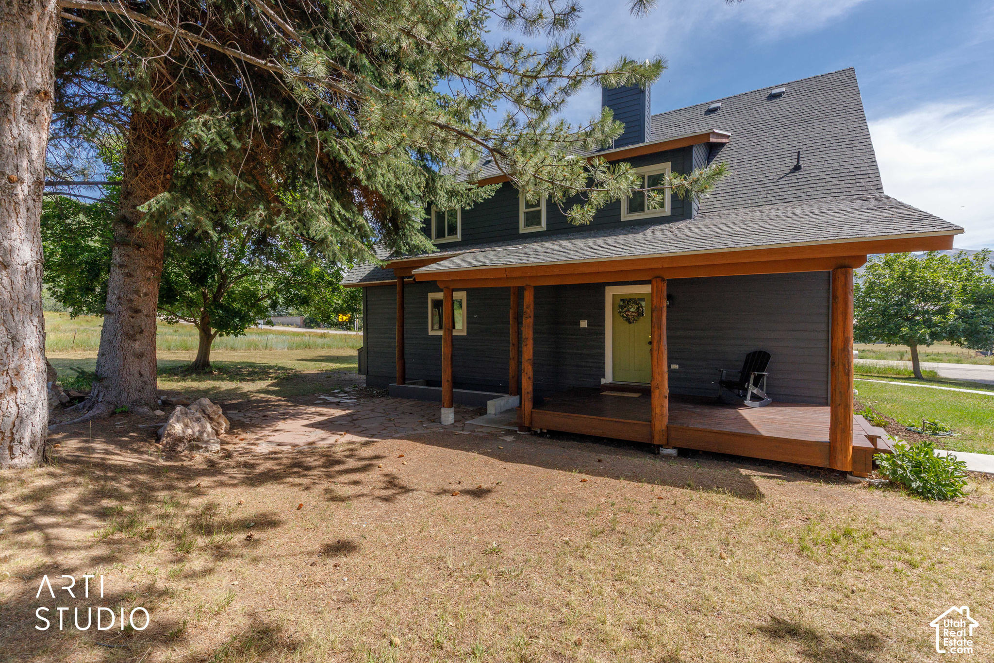main property photo 41