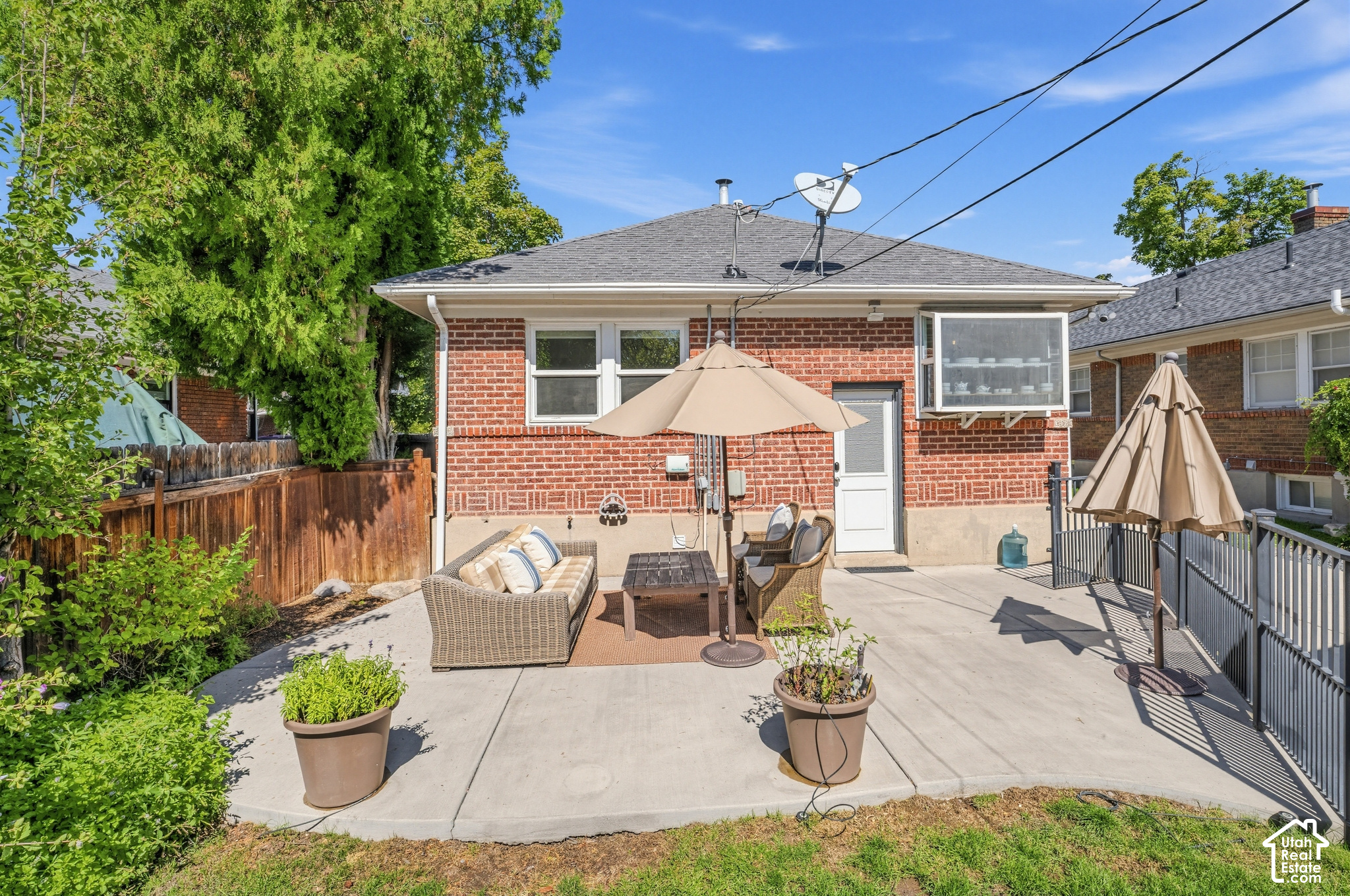 main property photo 42