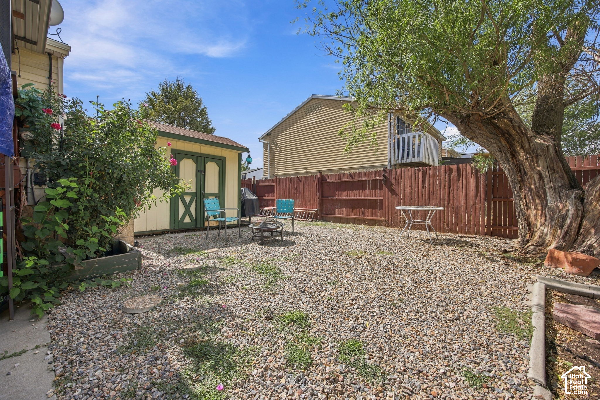 main property photo 19
