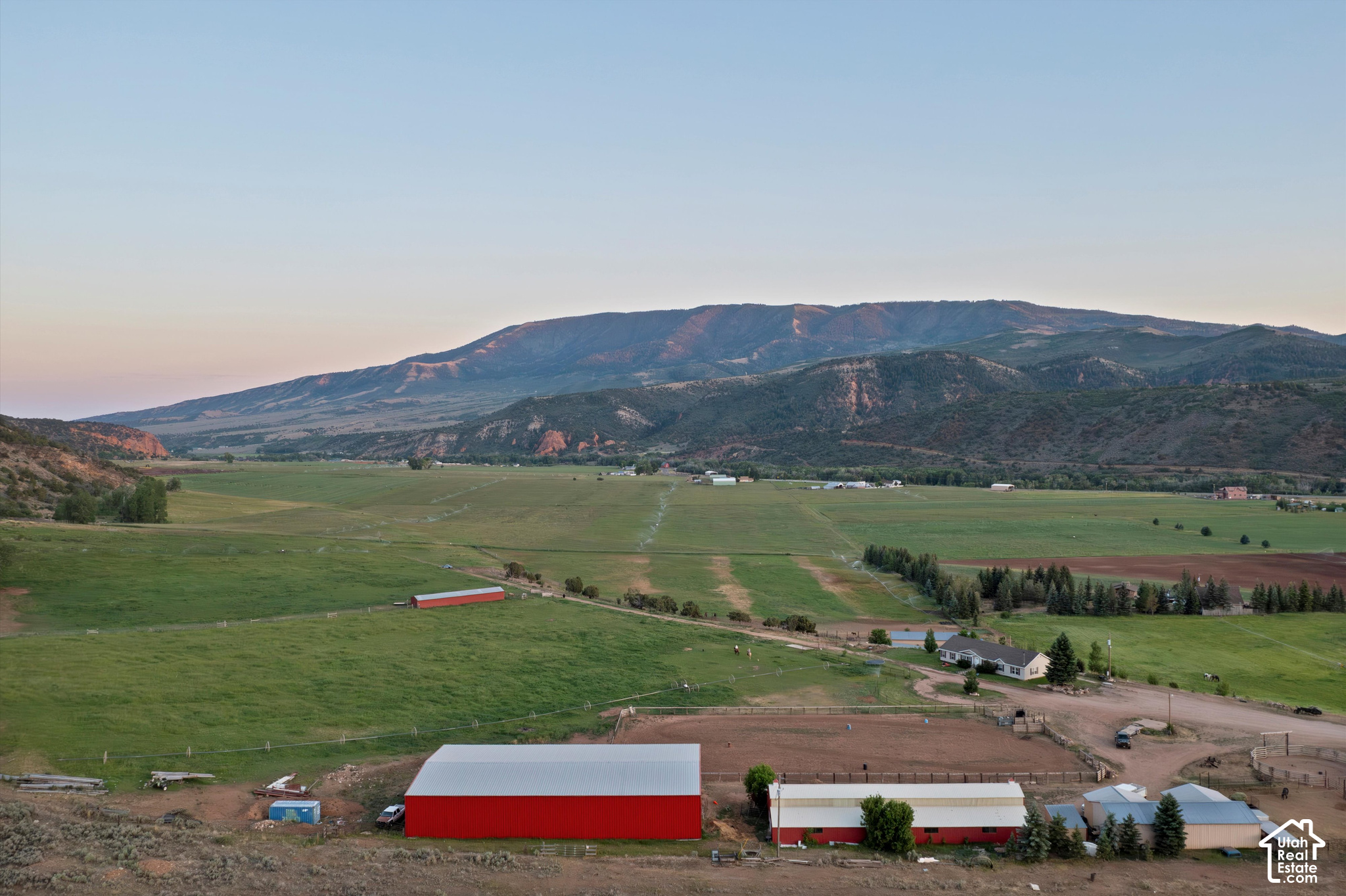 main property photo 13