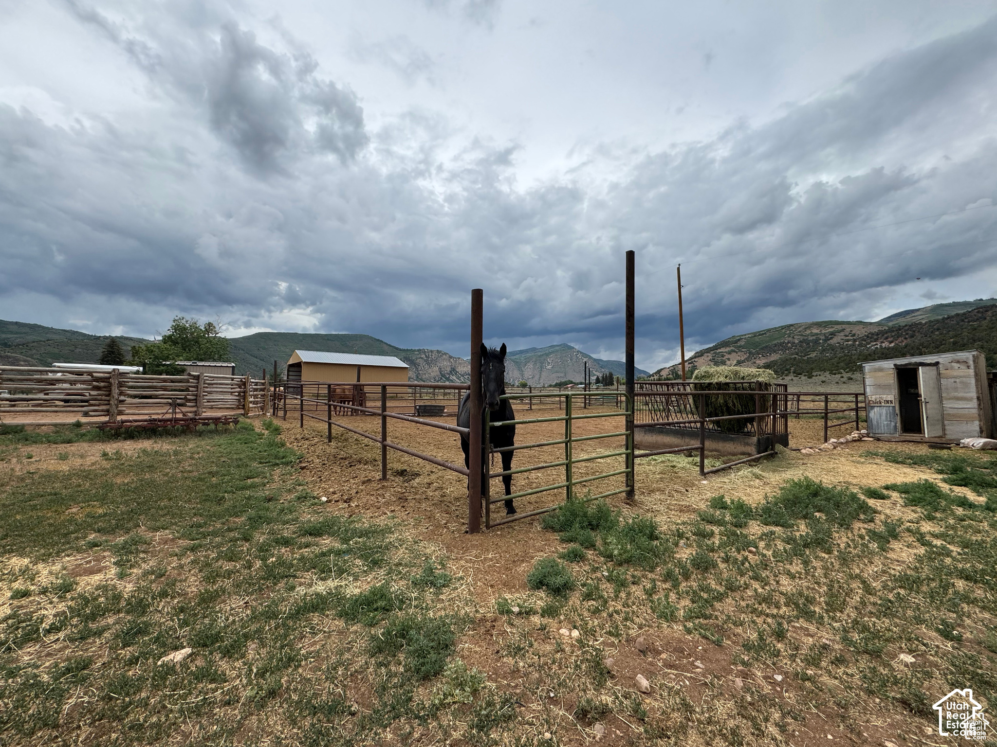 main property photo 44