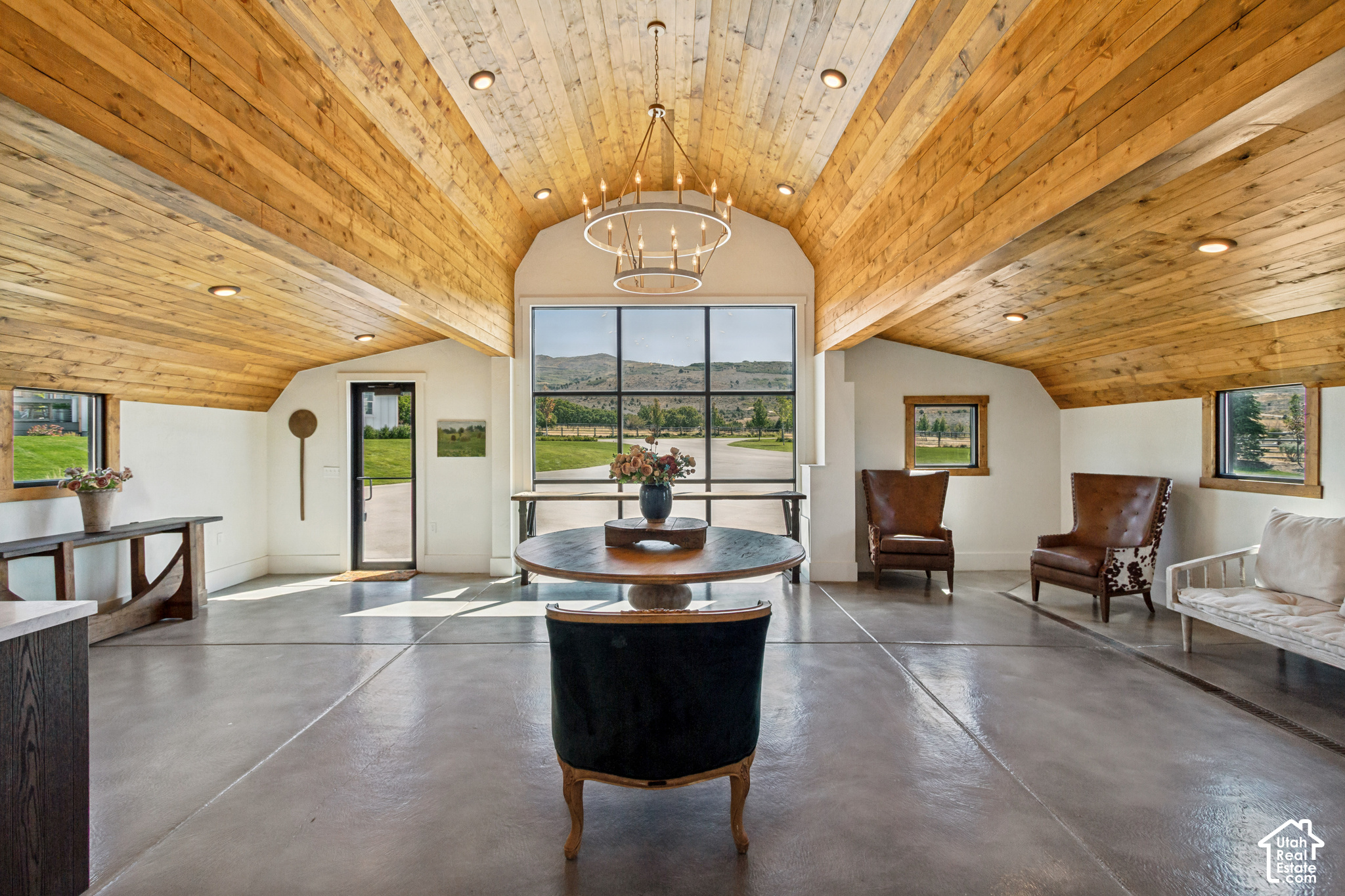 main property photo 70