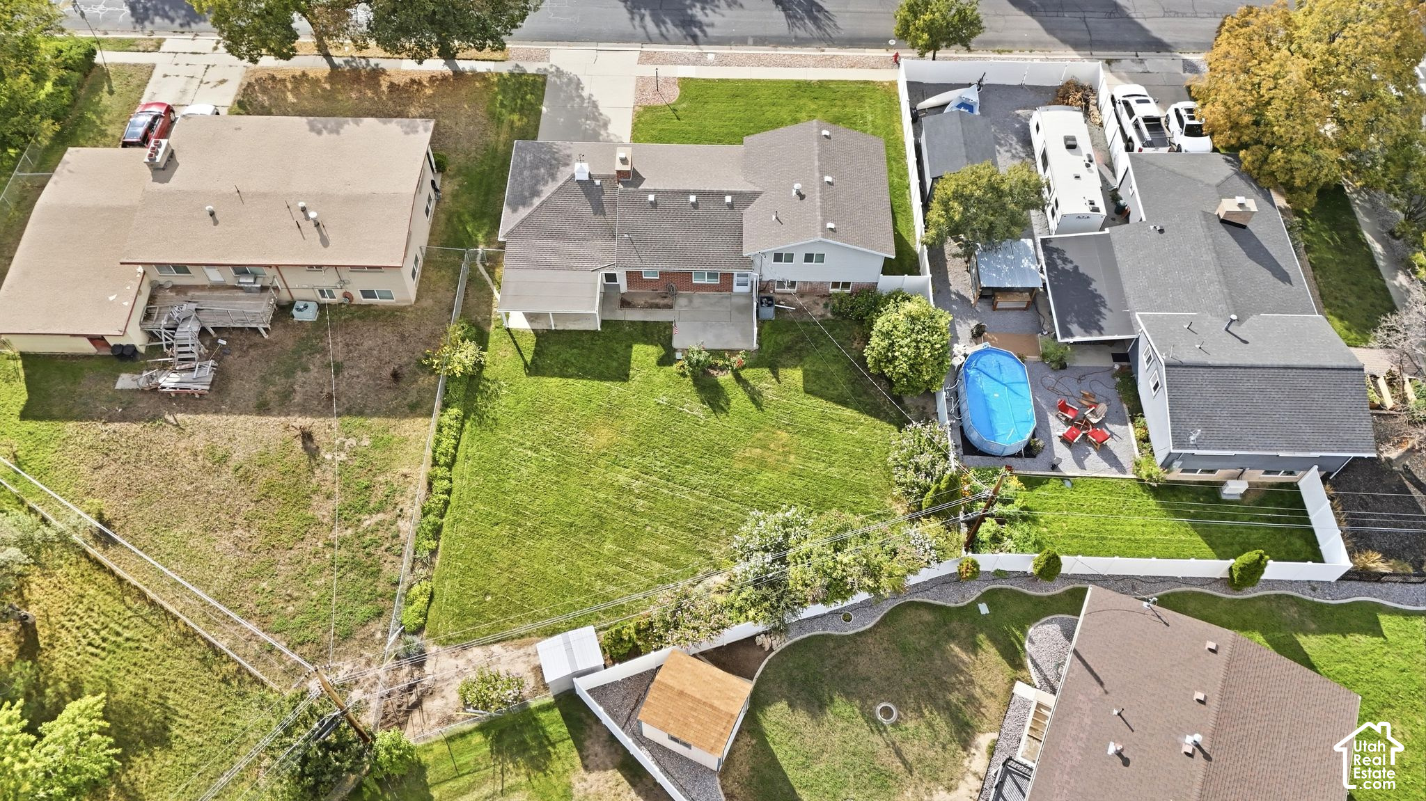 main property photo 26