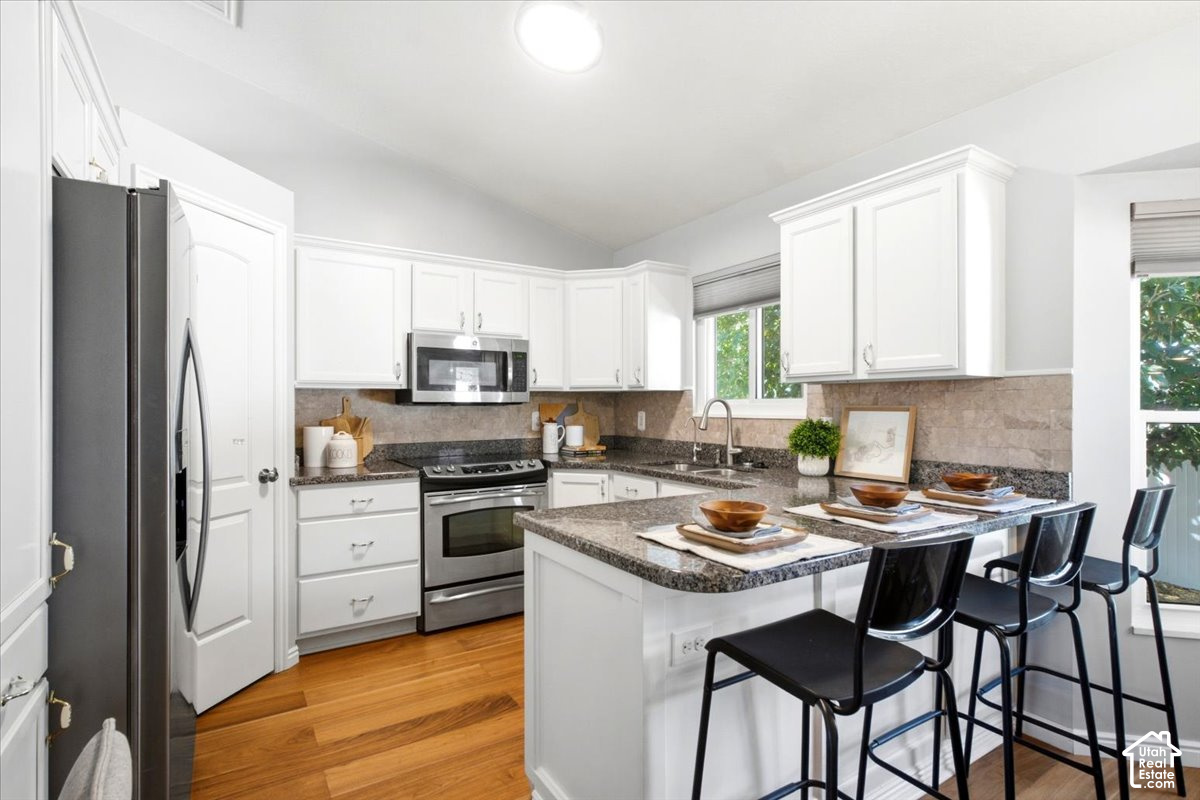 main property photo 8