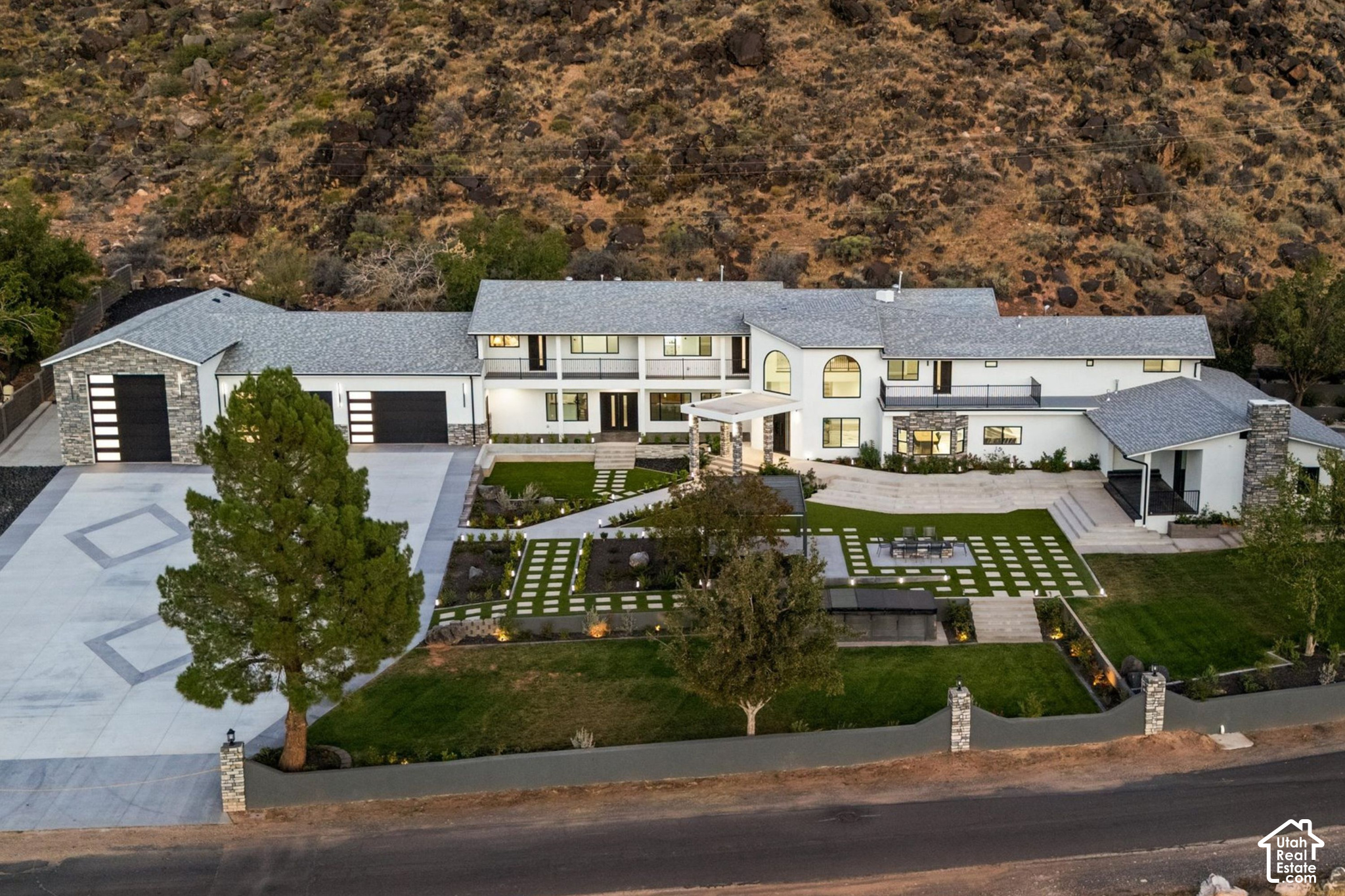main property photo 38