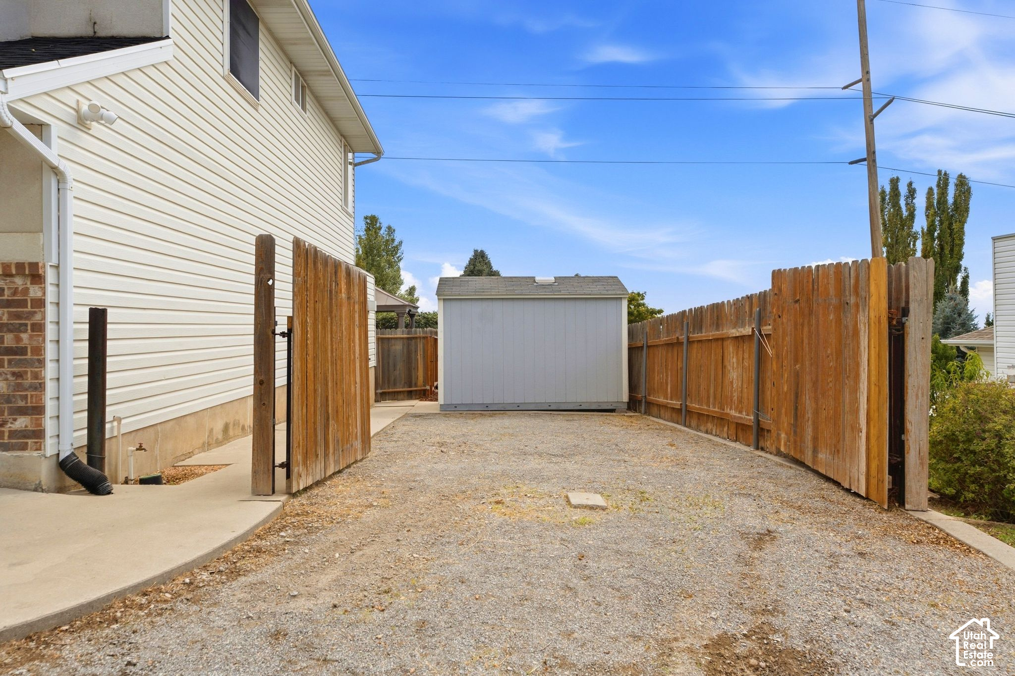 main property photo 74