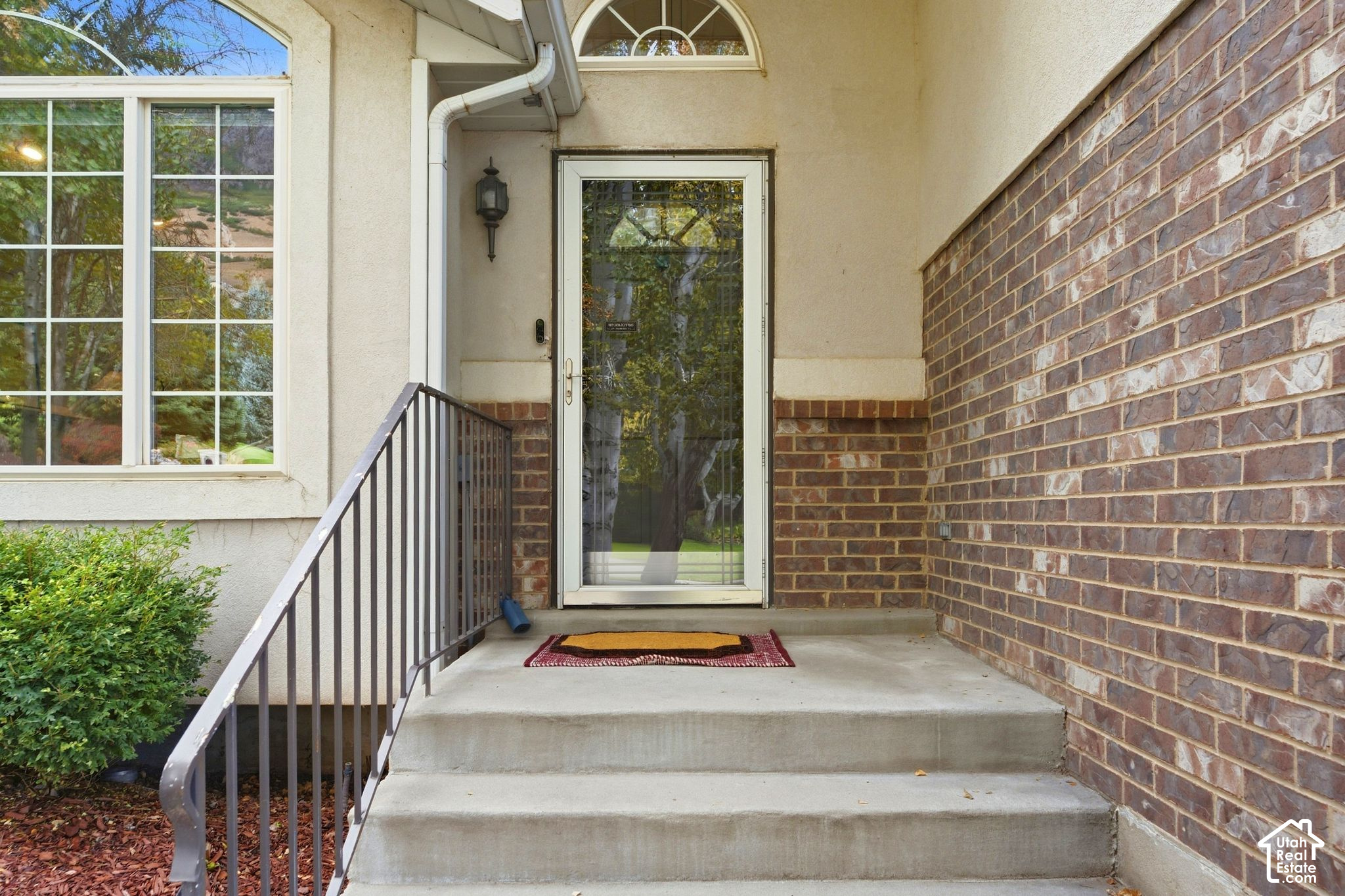 main property photo 78