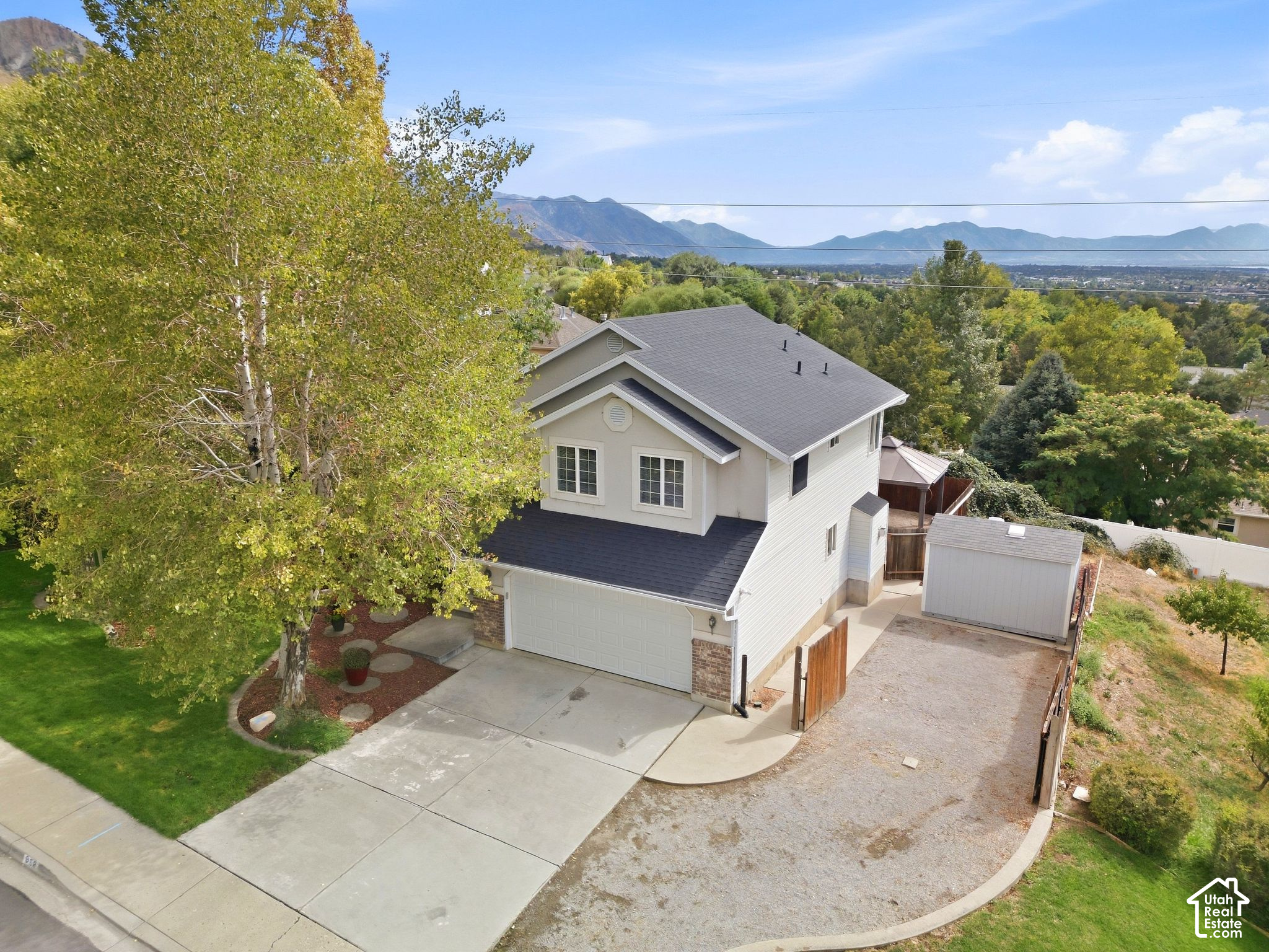 main property photo 80