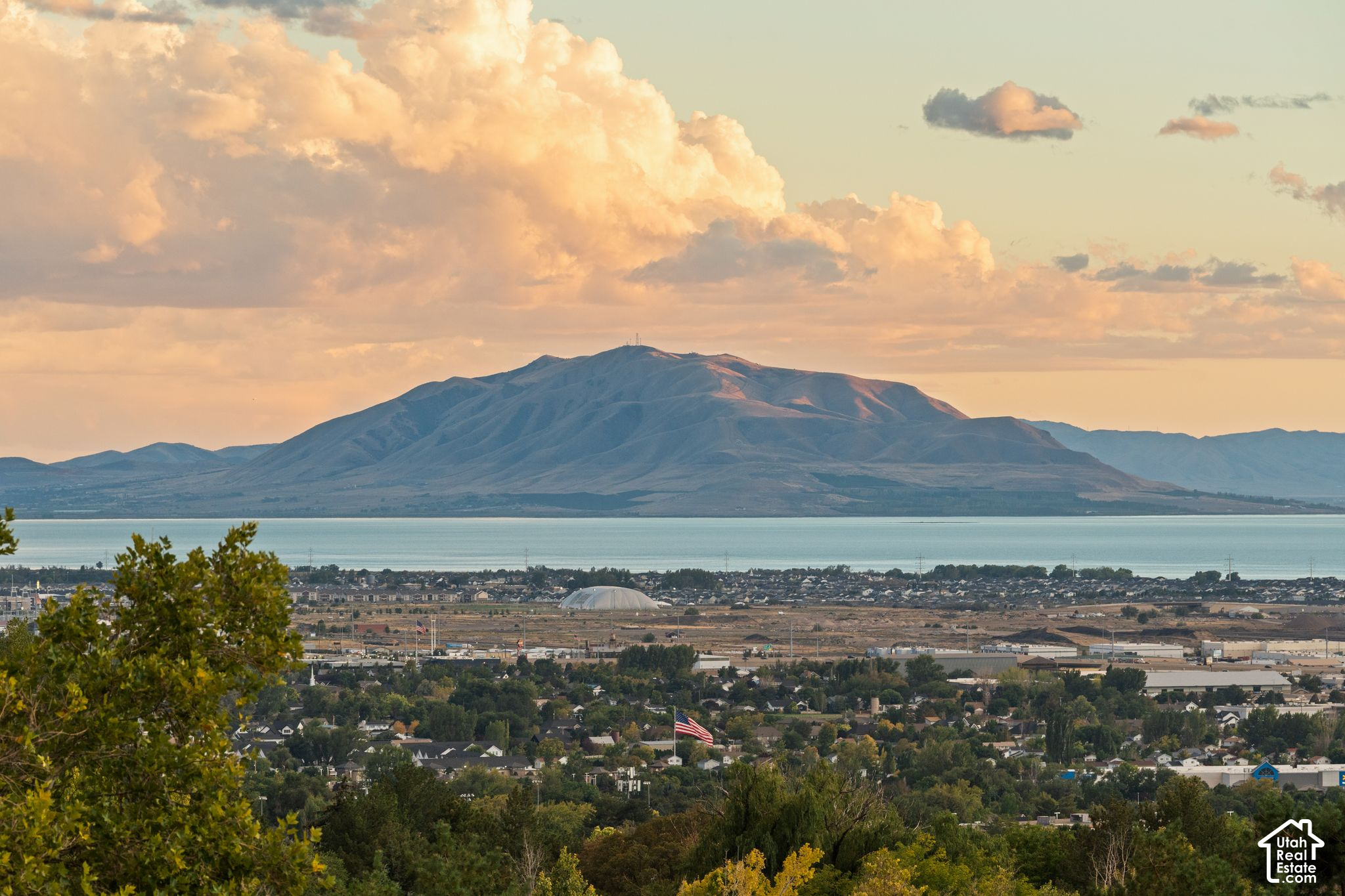 main property photo 99