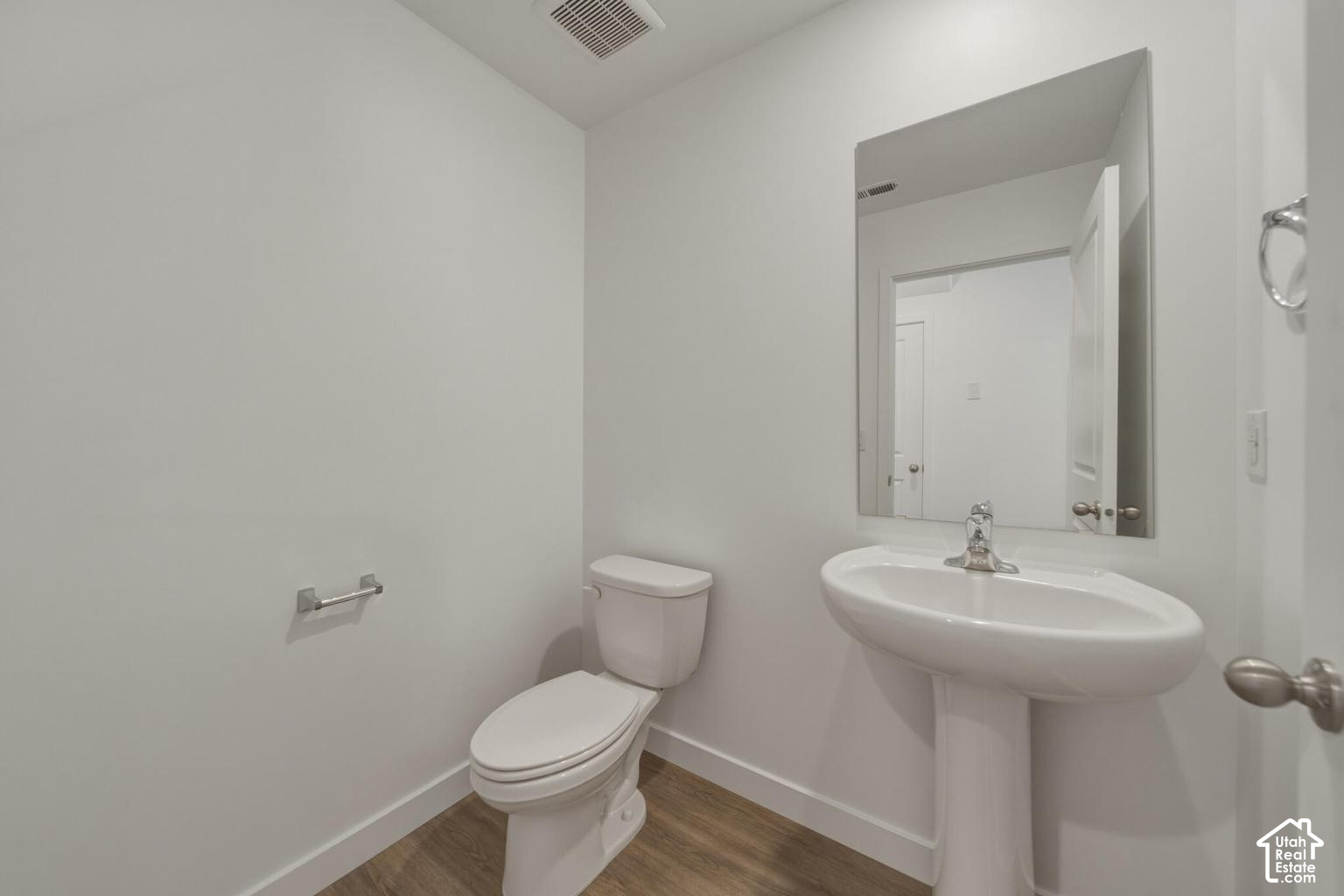 main property photo 15