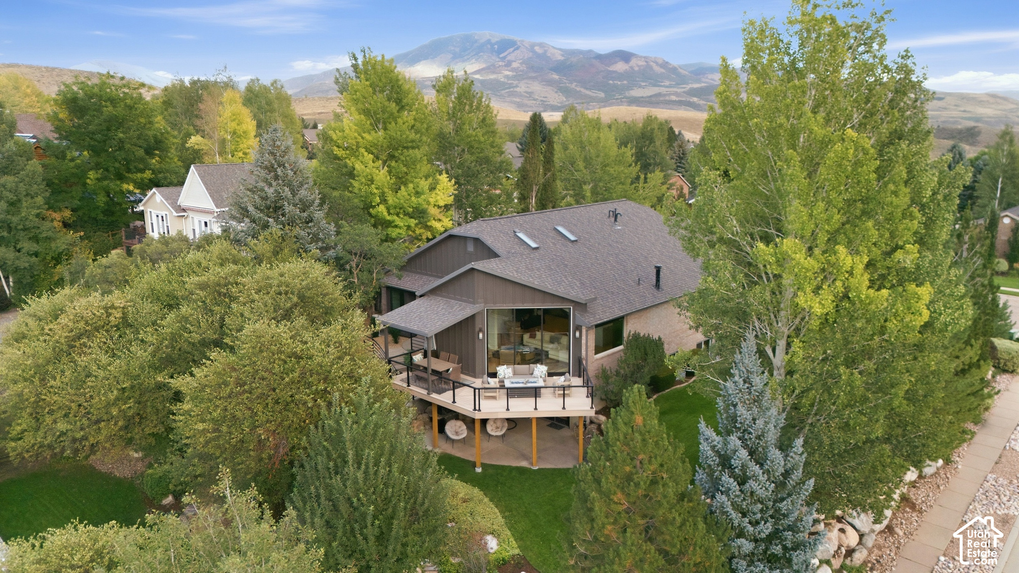 main property photo 74