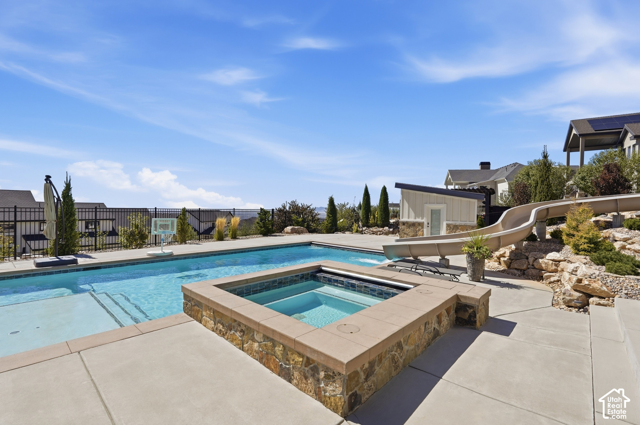main property photo 81