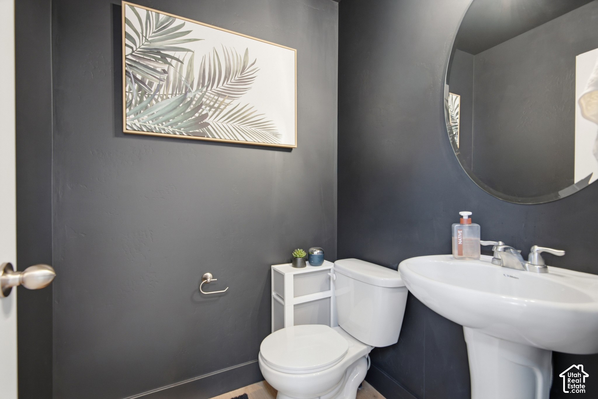 main property photo 17