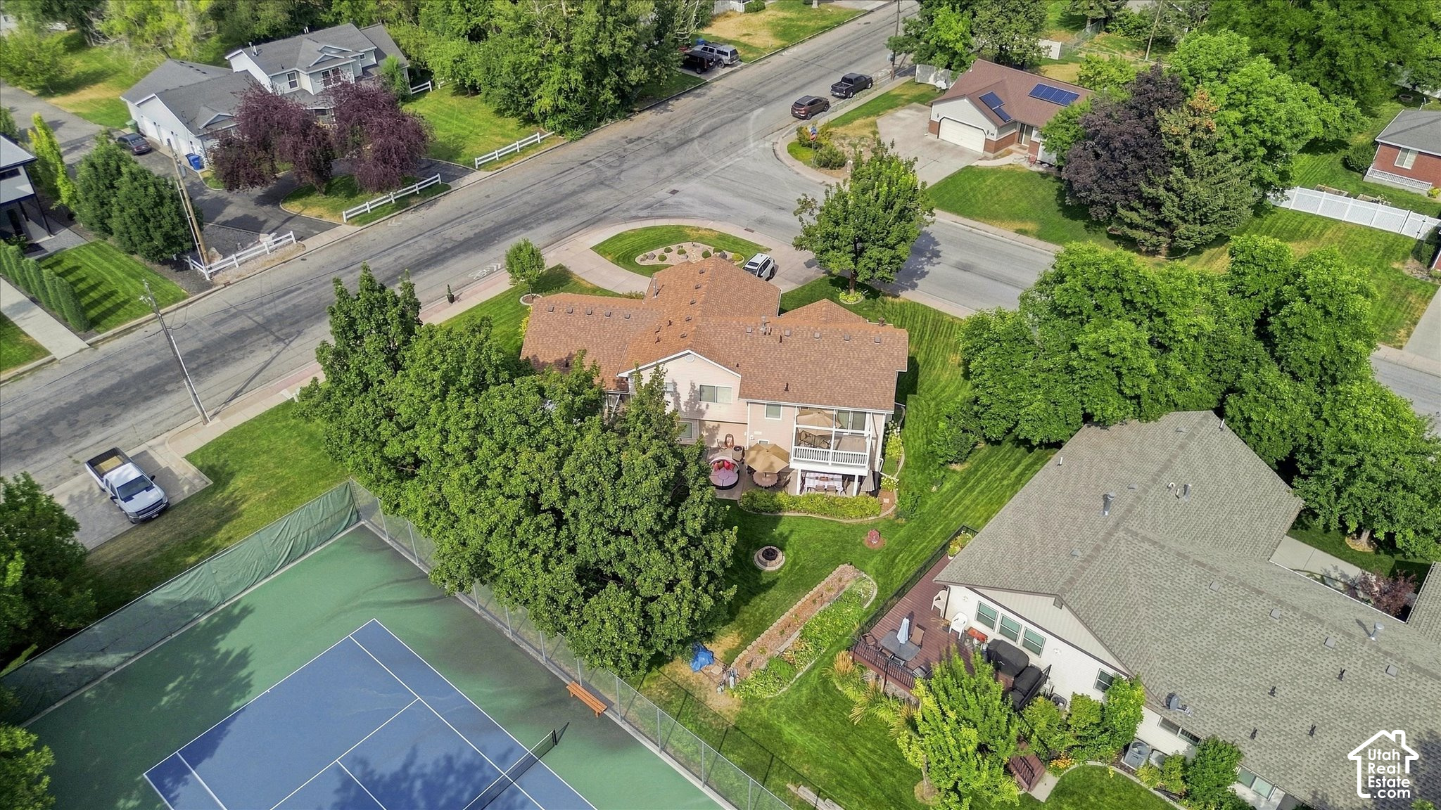 main property photo 33