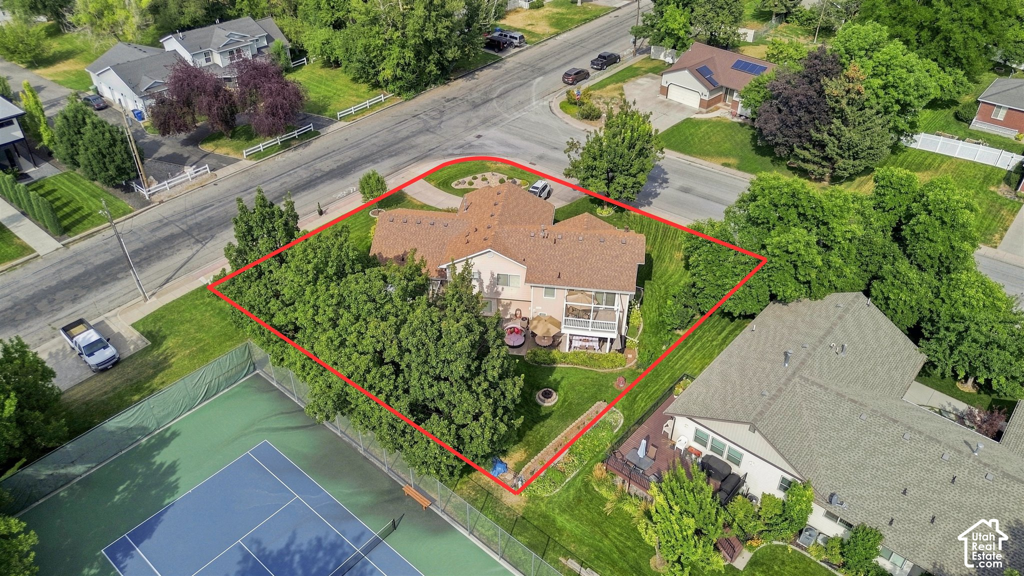 main property photo 36