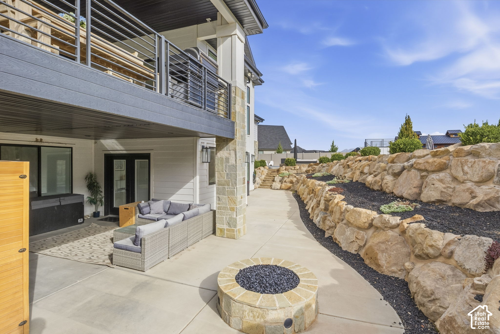 main property photo 49