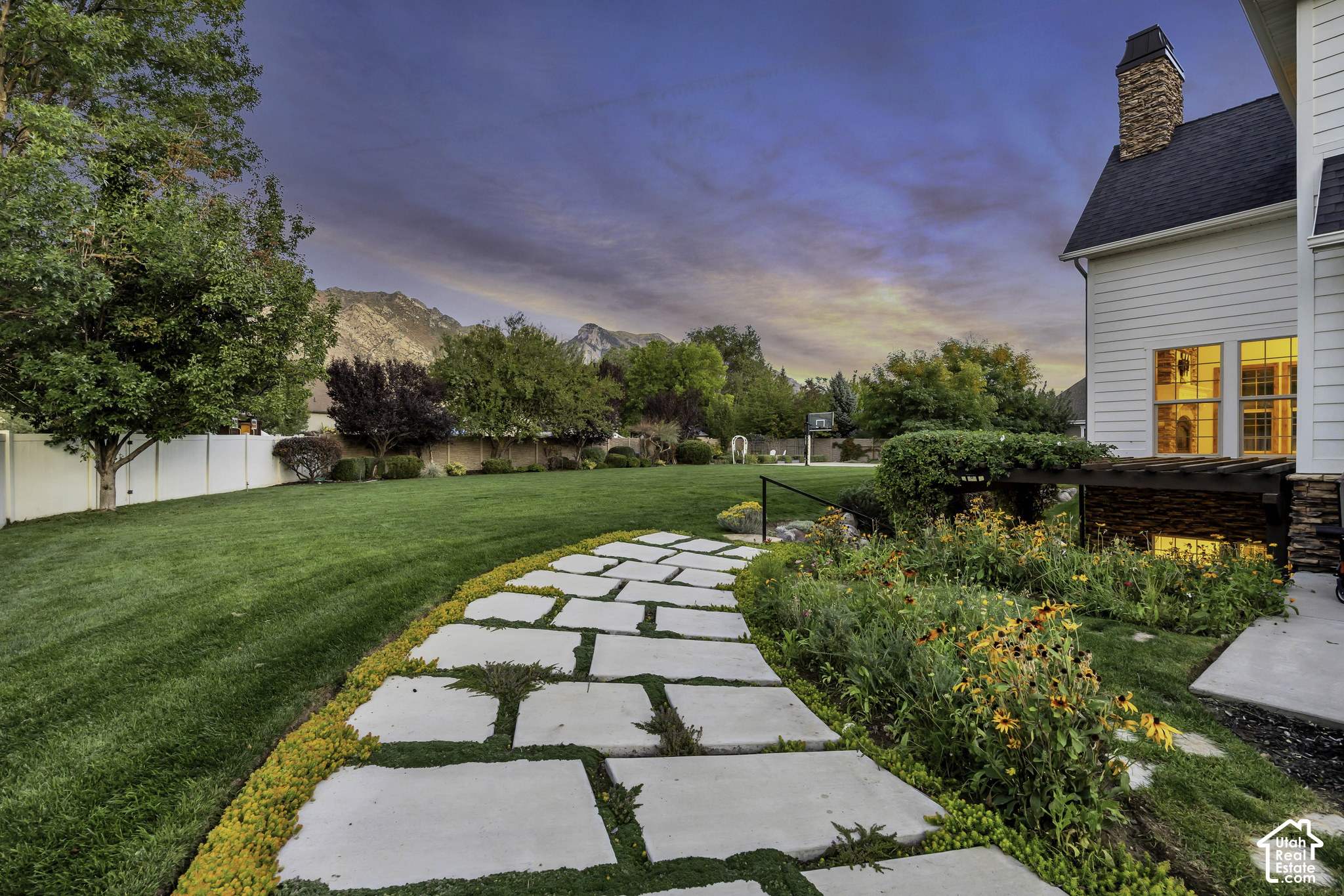 main property photo 50