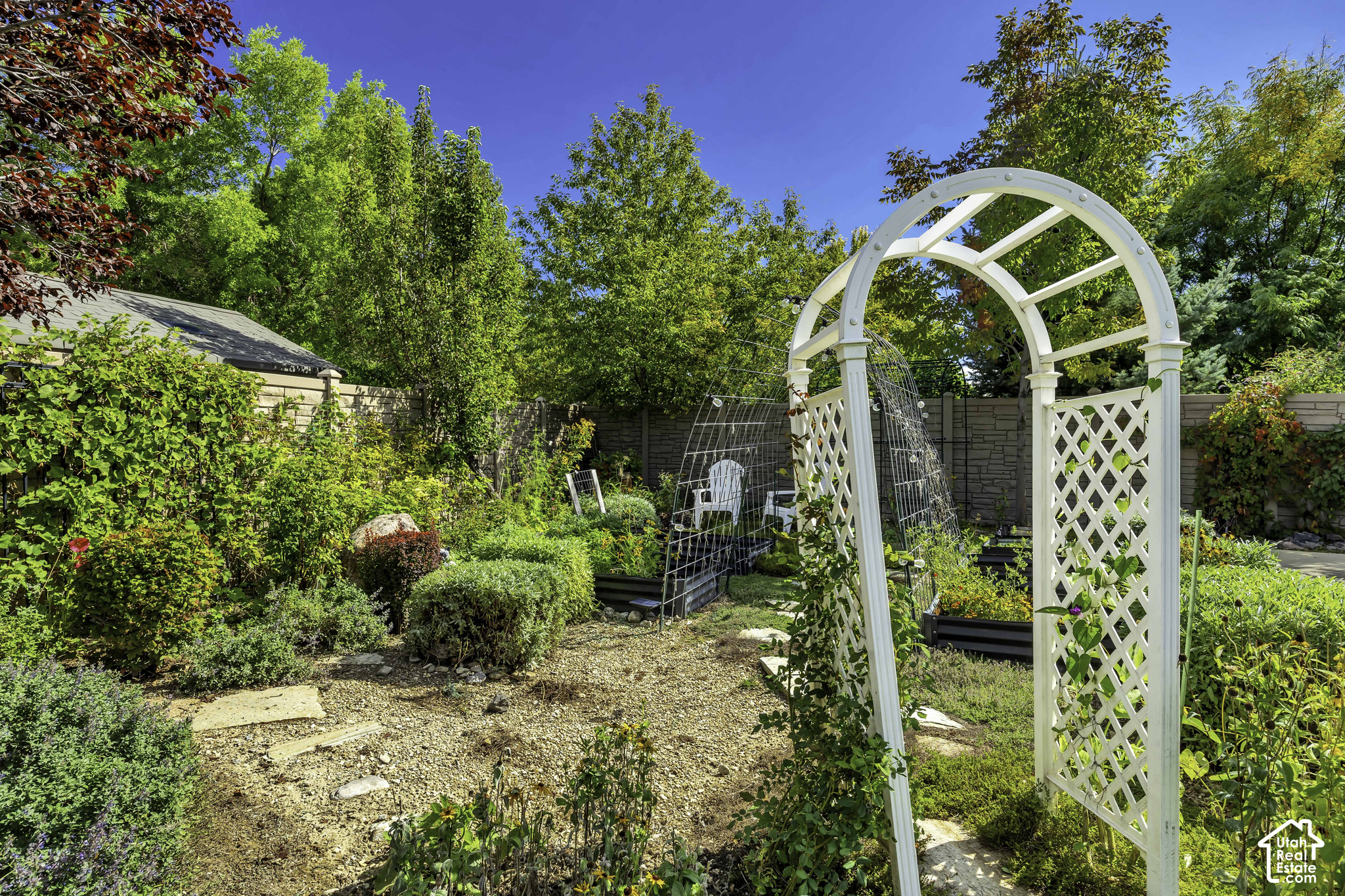 main property photo 53
