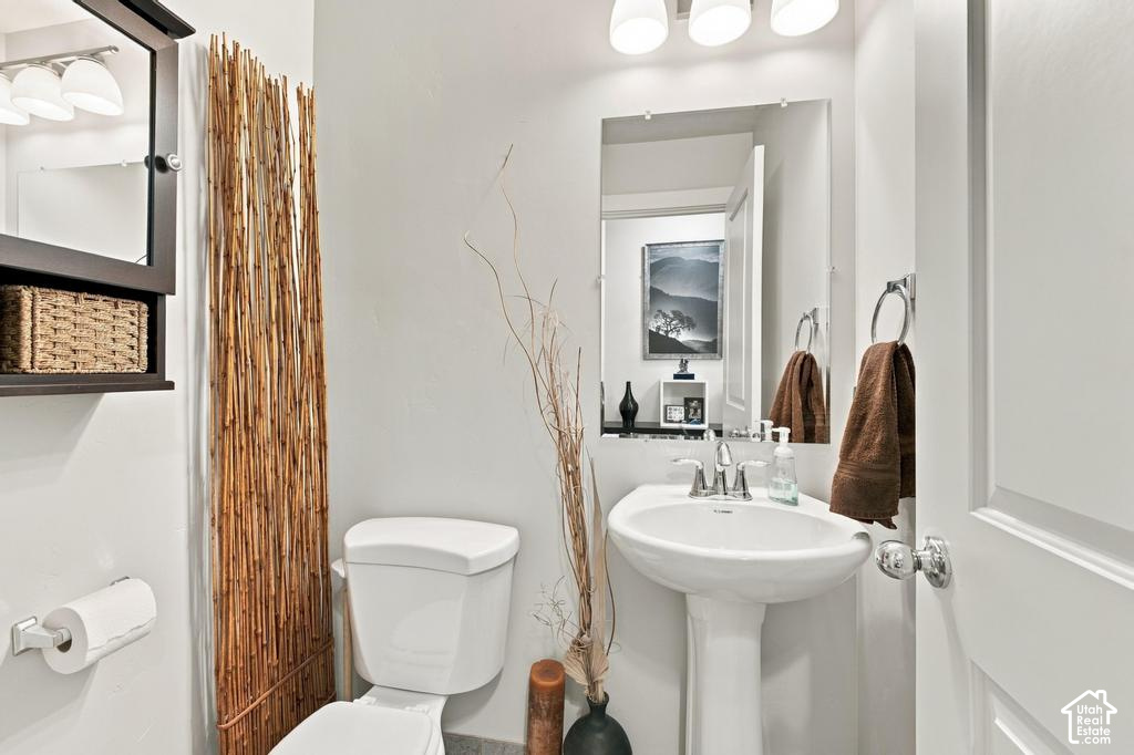 main property photo 11