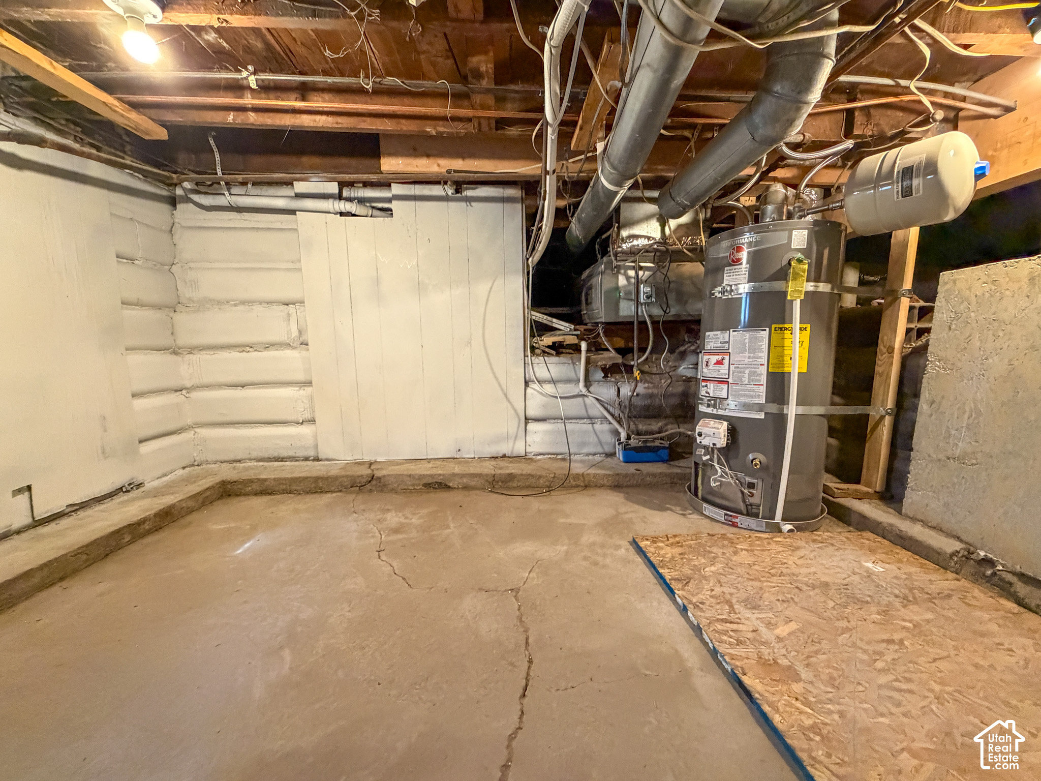 main property photo 39