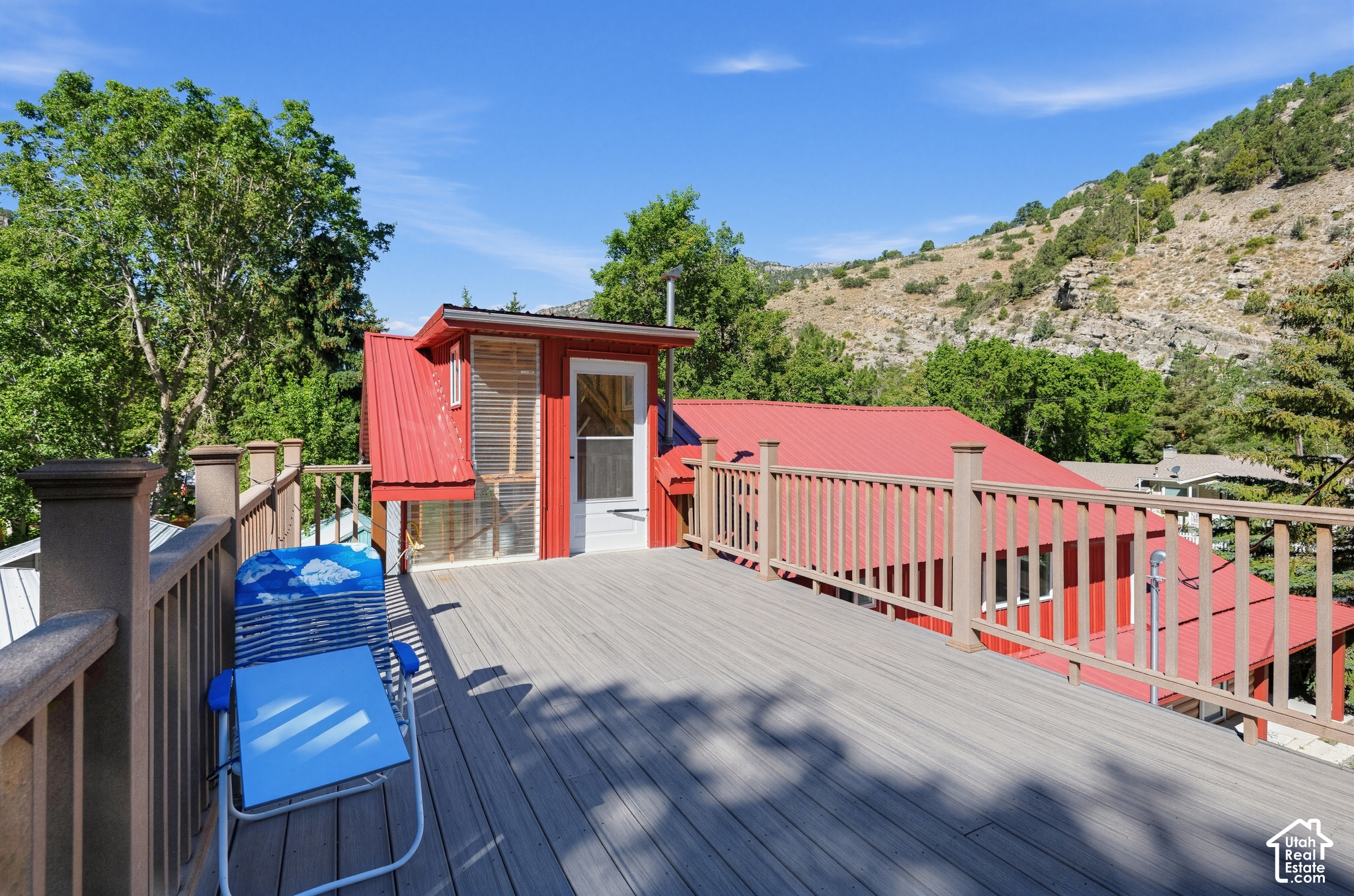 main property photo 14