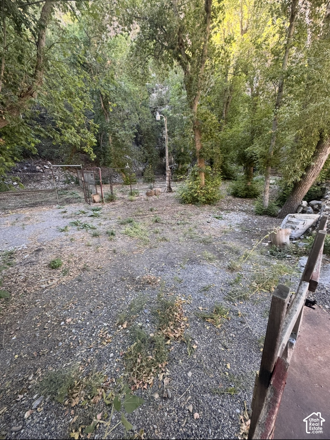 main property photo 34