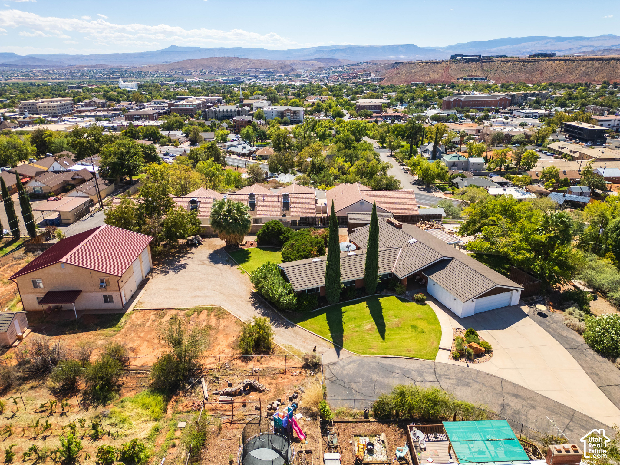 main property photo 46