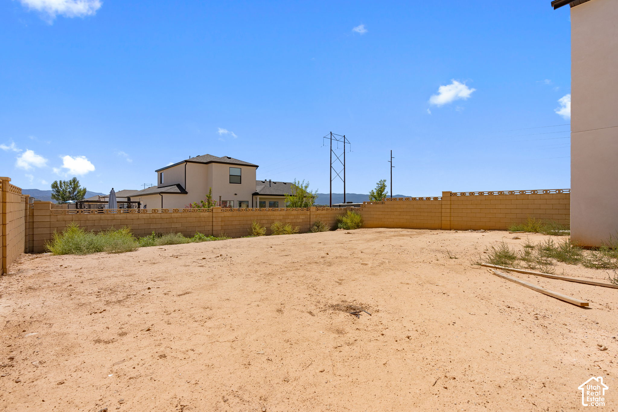 main property photo 47