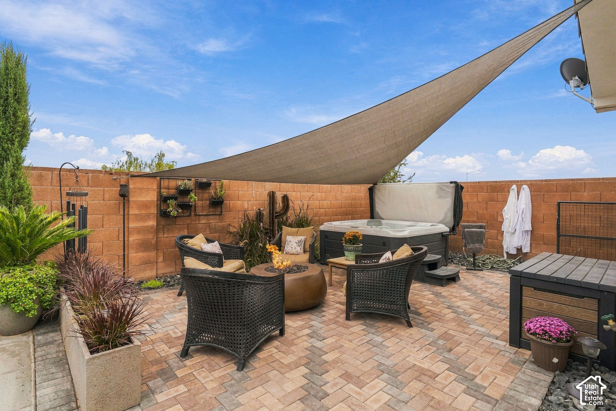 property viewer photo 33