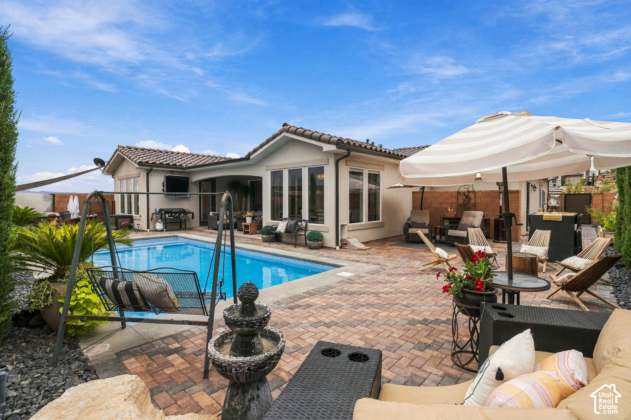 property viewer photo 39