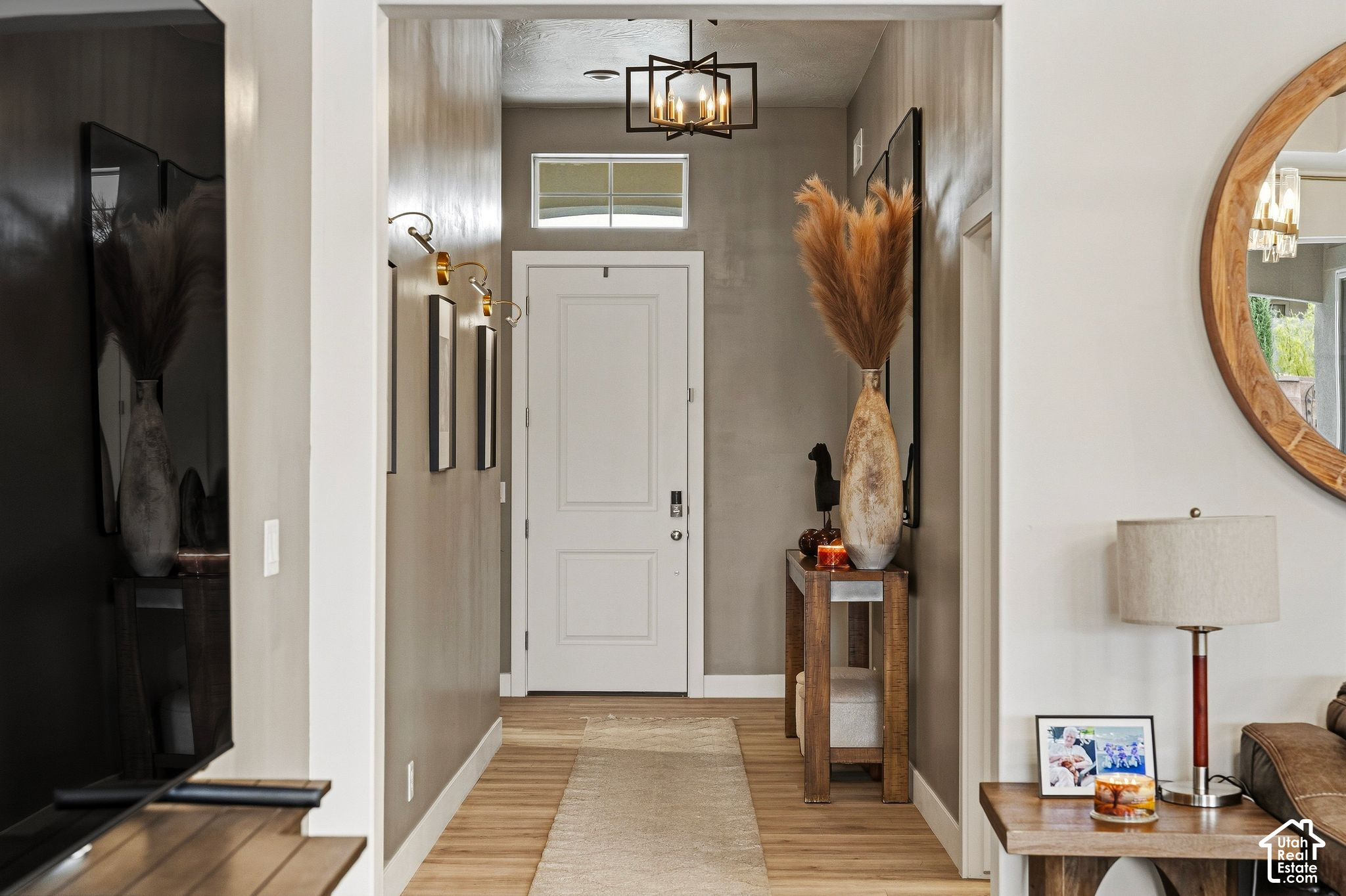 property viewer photo 4