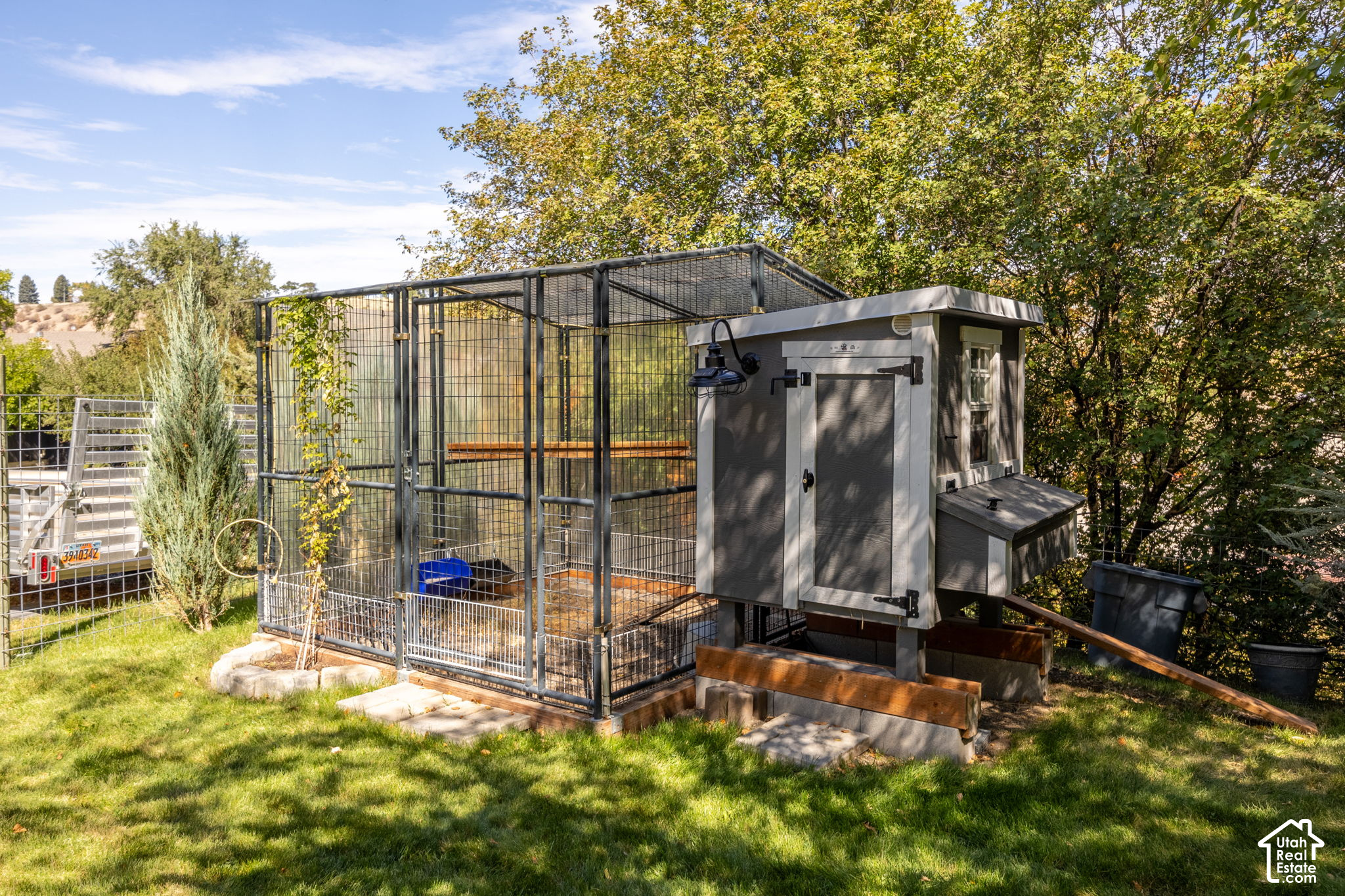 main property photo 43